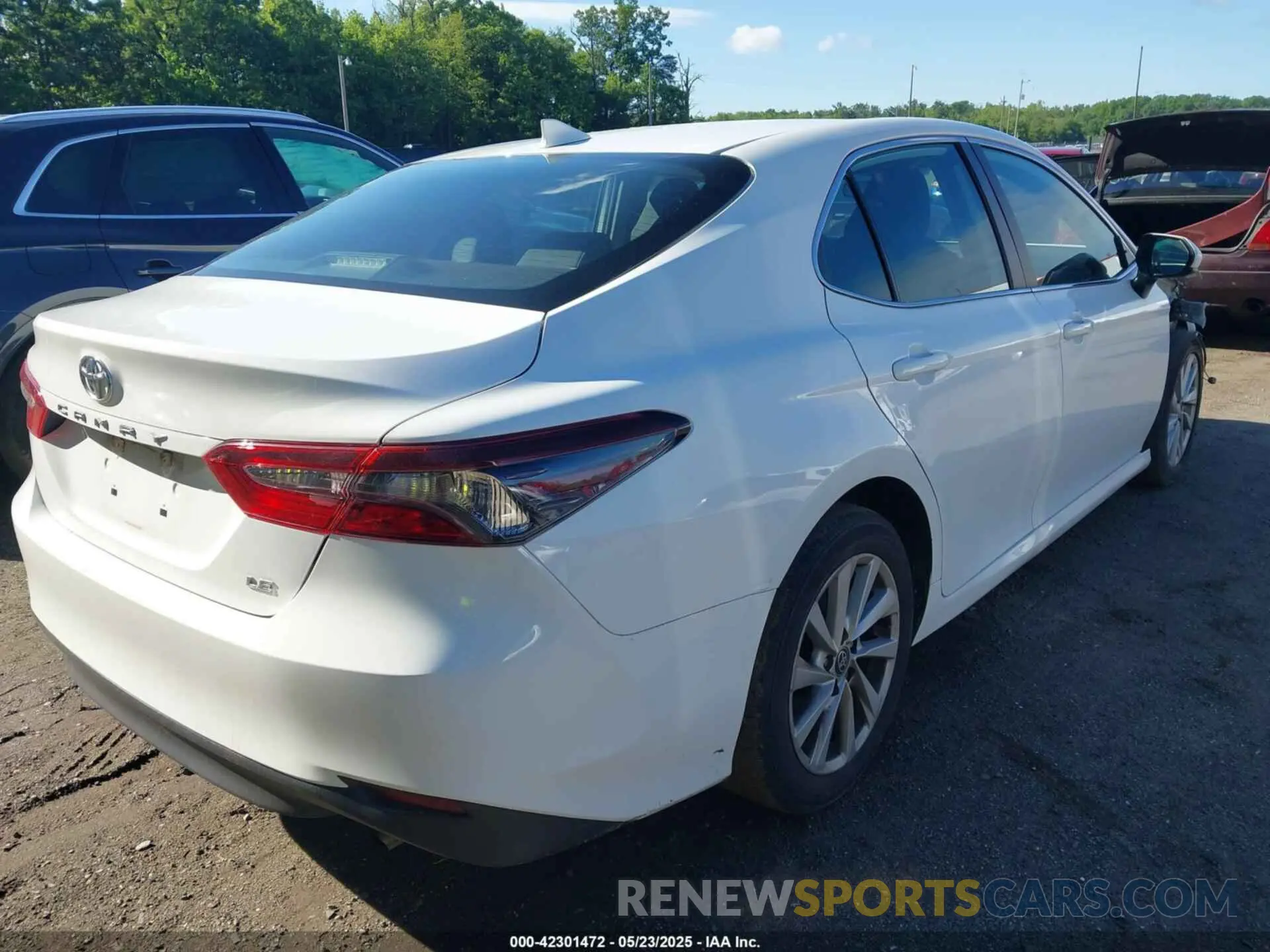 4 fotografías del automóvil dañado 4T1C11AK4NU646783 TOYOTA CAMRY 2022