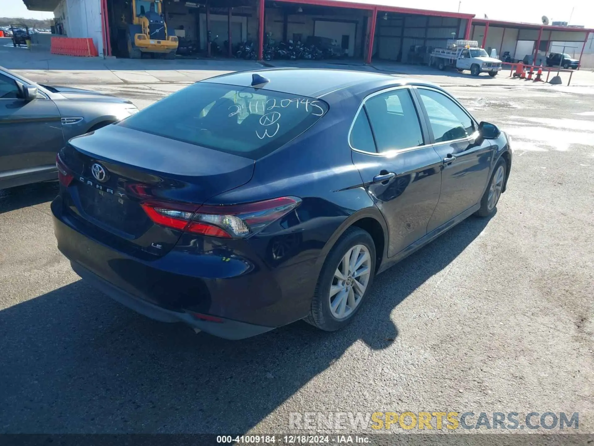 4 fotografías del automóvil dañado 4T1C11AK4NU658349 TOYOTA CAMRY 2022