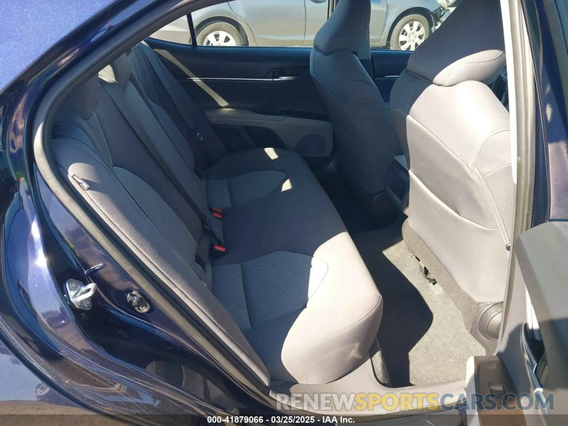 8 fotografías del automóvil dañado 4T1C11AK4NU665771 TOYOTA CAMRY 2022