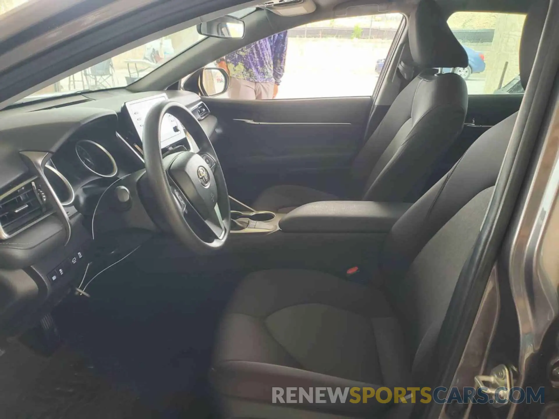 5 fotografías del automóvil dañado 4T1C11AK4NU678973 TOYOTA CAMRY 2022
