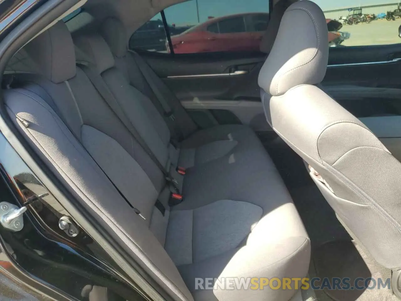 10 fotografías del automóvil dañado 4T1C11AK4NU695725 TOYOTA CAMRY 2022