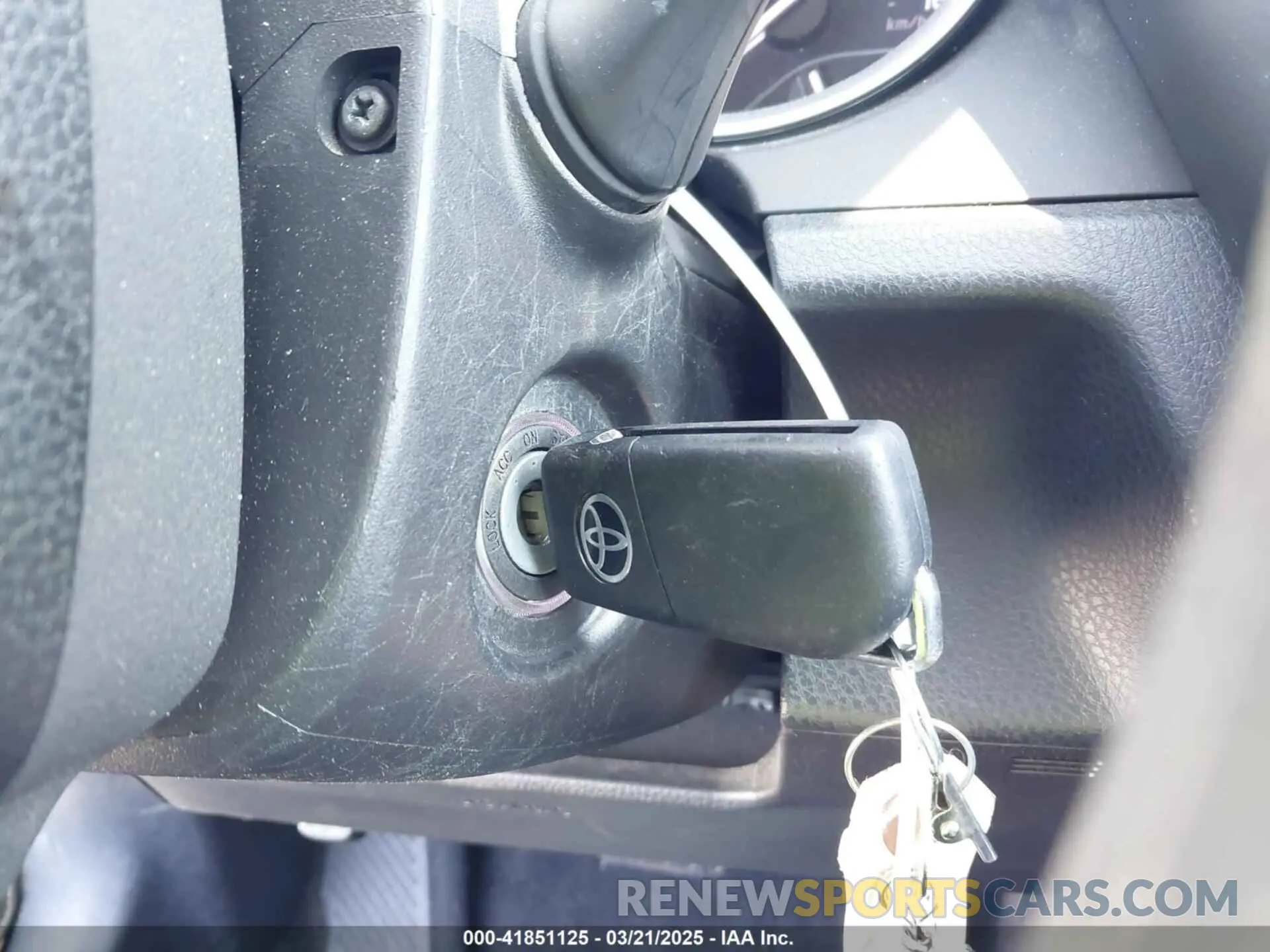 11 fotografías del automóvil dañado 4T1C11AK4NU696597 TOYOTA CAMRY 2022