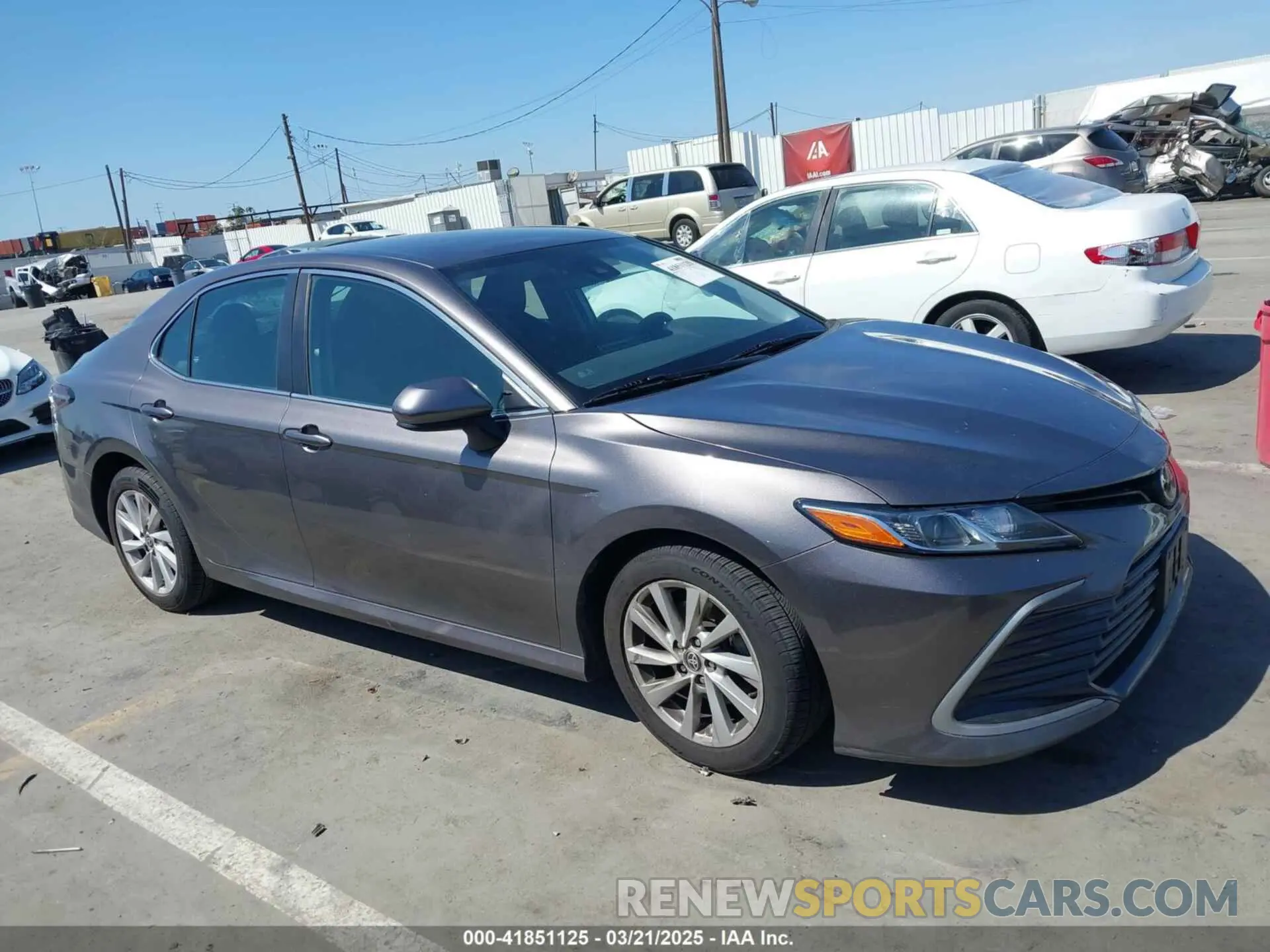 13 fotografías del automóvil dañado 4T1C11AK4NU696597 TOYOTA CAMRY 2022