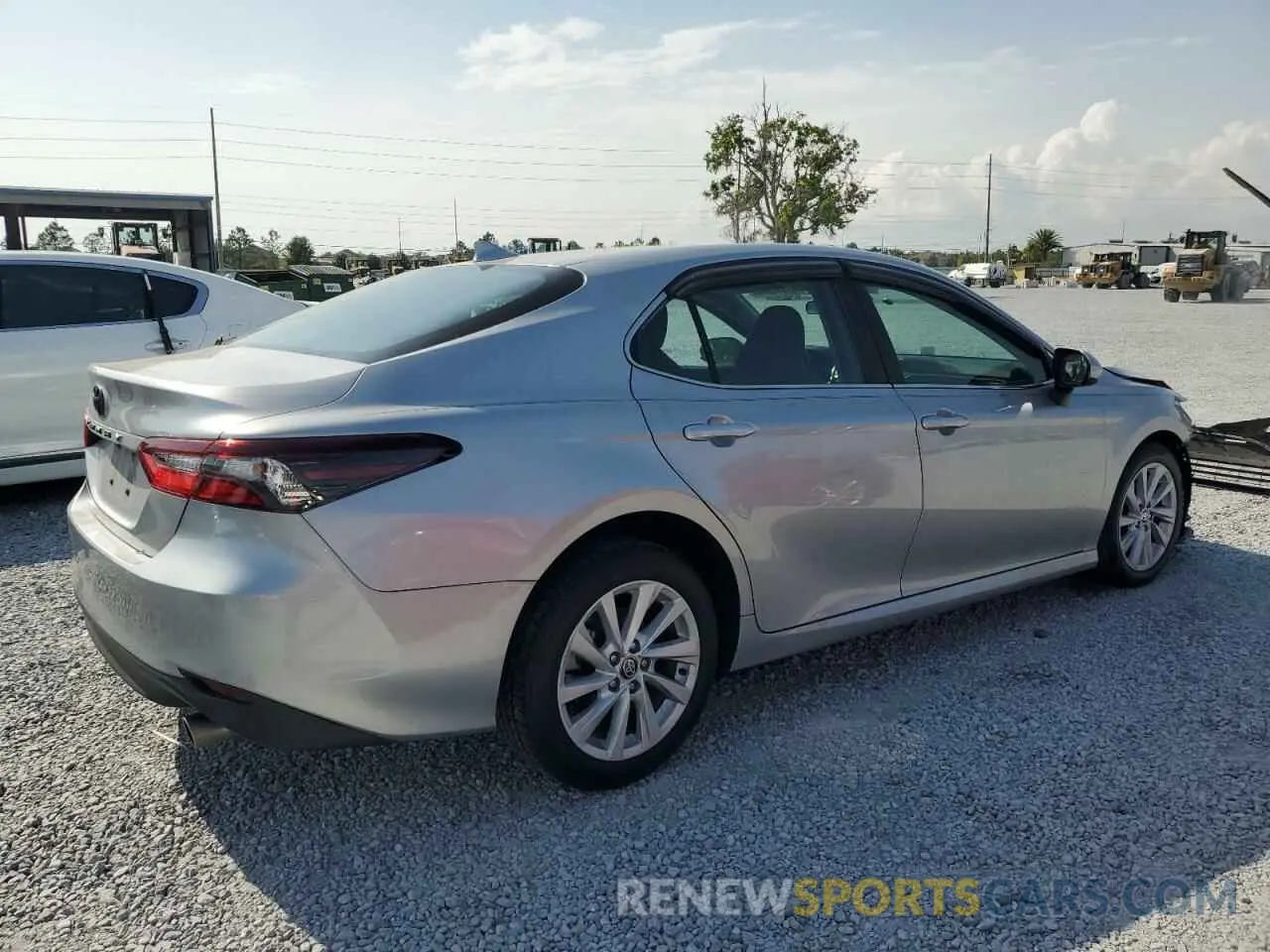 3 fotografías del automóvil dañado 4T1C11AK5NU650972 TOYOTA CAMRY 2022