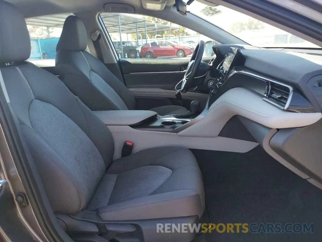 5 fotografías del automóvil dañado 4T1C11AK5NU665939 TOYOTA CAMRY 2022
