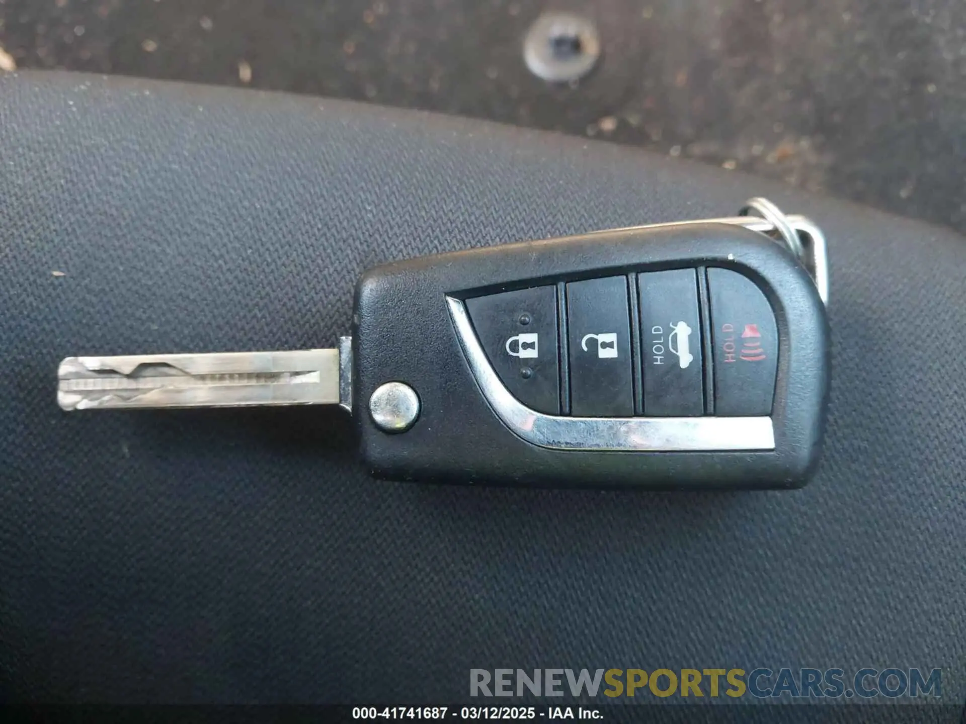 11 fotografías del automóvil dañado 4T1C11AK5NU678075 TOYOTA CAMRY 2022