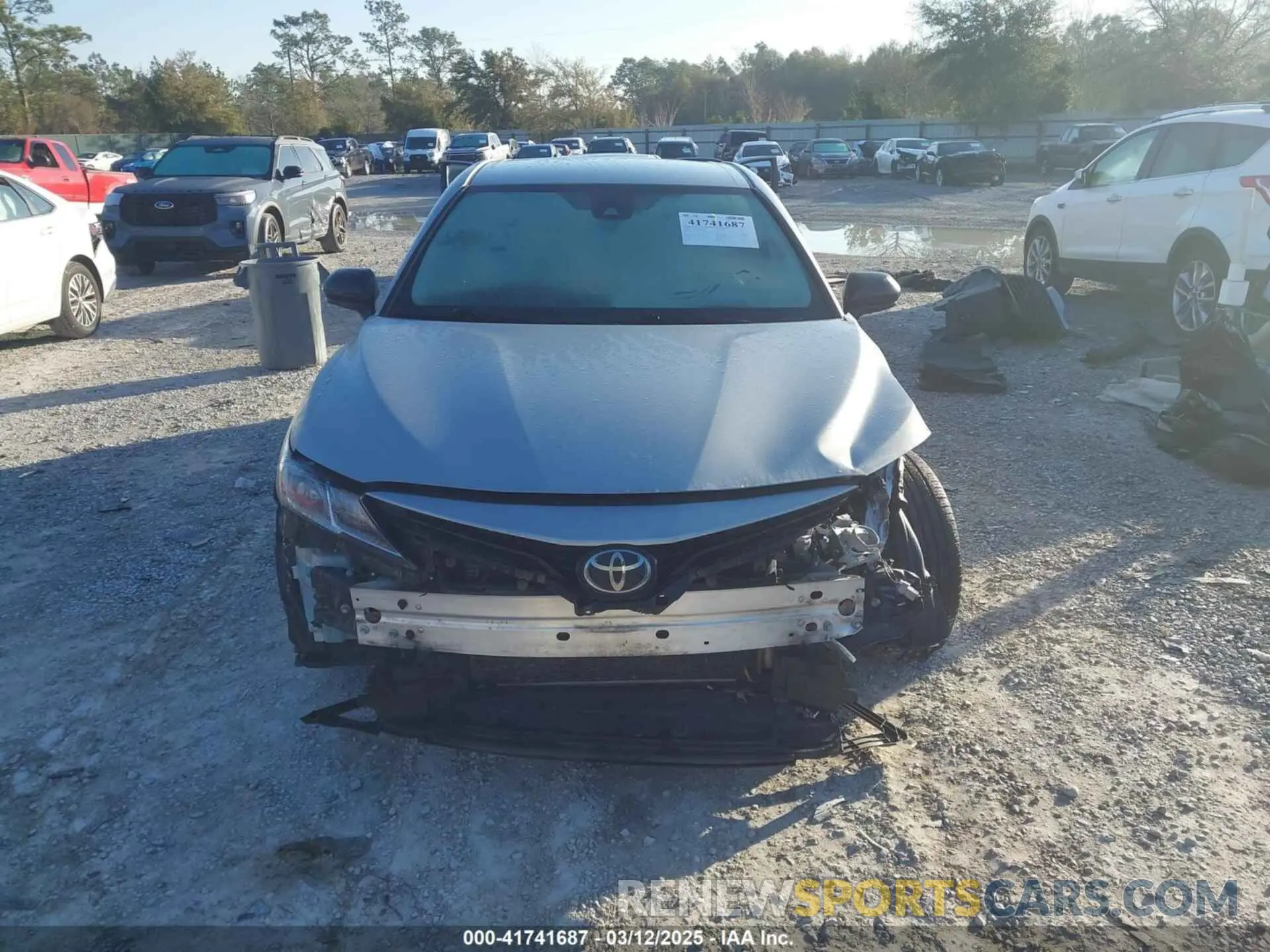 12 fotografías del automóvil dañado 4T1C11AK5NU678075 TOYOTA CAMRY 2022