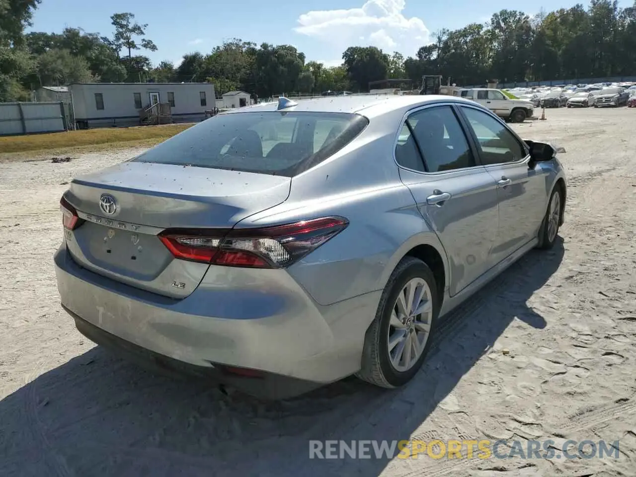 4 fotografías del automóvil dañado 4T1C11AK5NU680084 TOYOTA CAMRY 2022