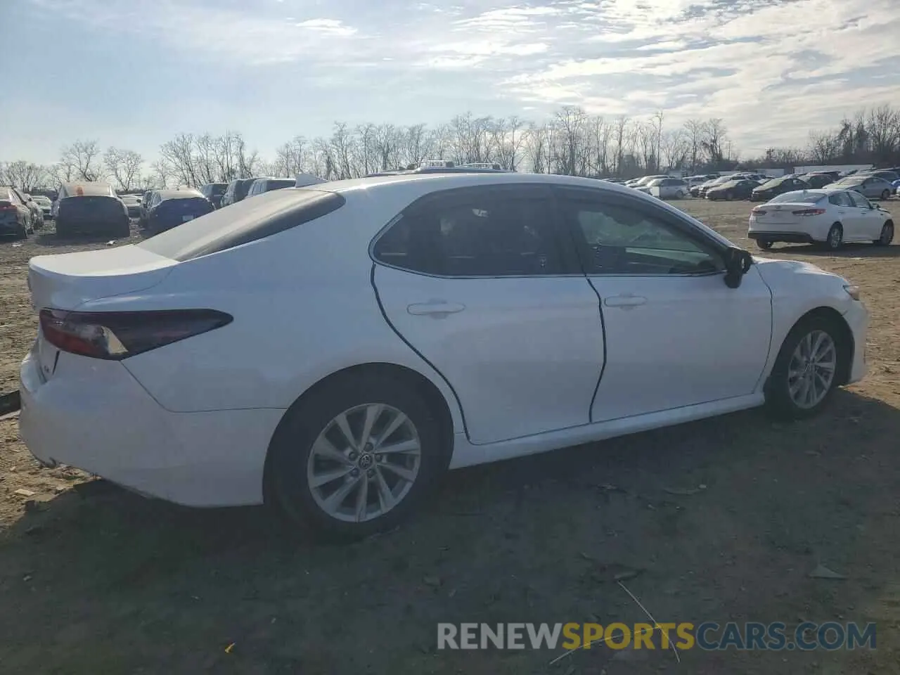 3 fotografías del automóvil dañado 4T1C11AK5NU681865 TOYOTA CAMRY 2022