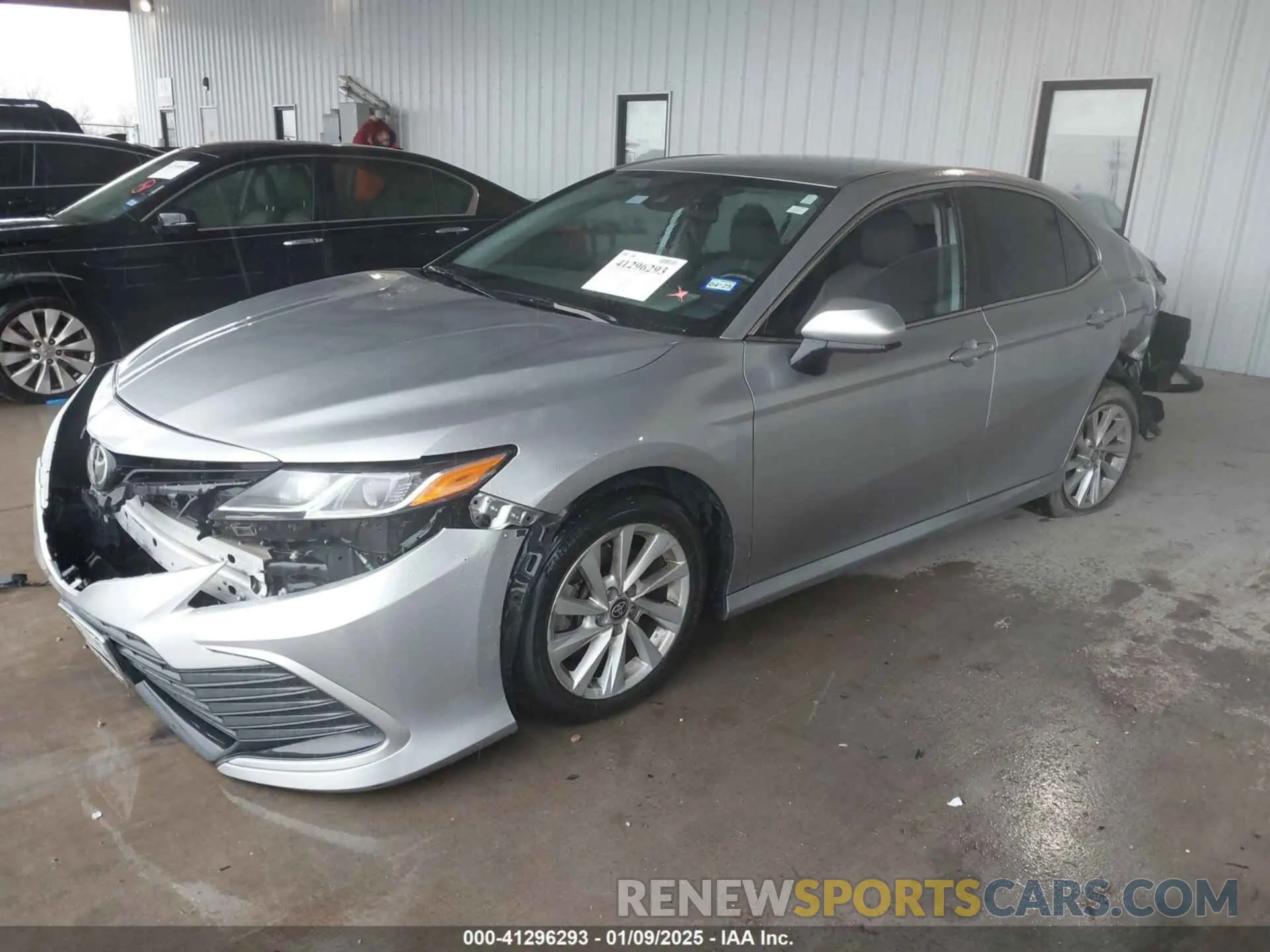 2 fotografías del automóvil dañado 4T1C11AK5NU690579 TOYOTA CAMRY 2022