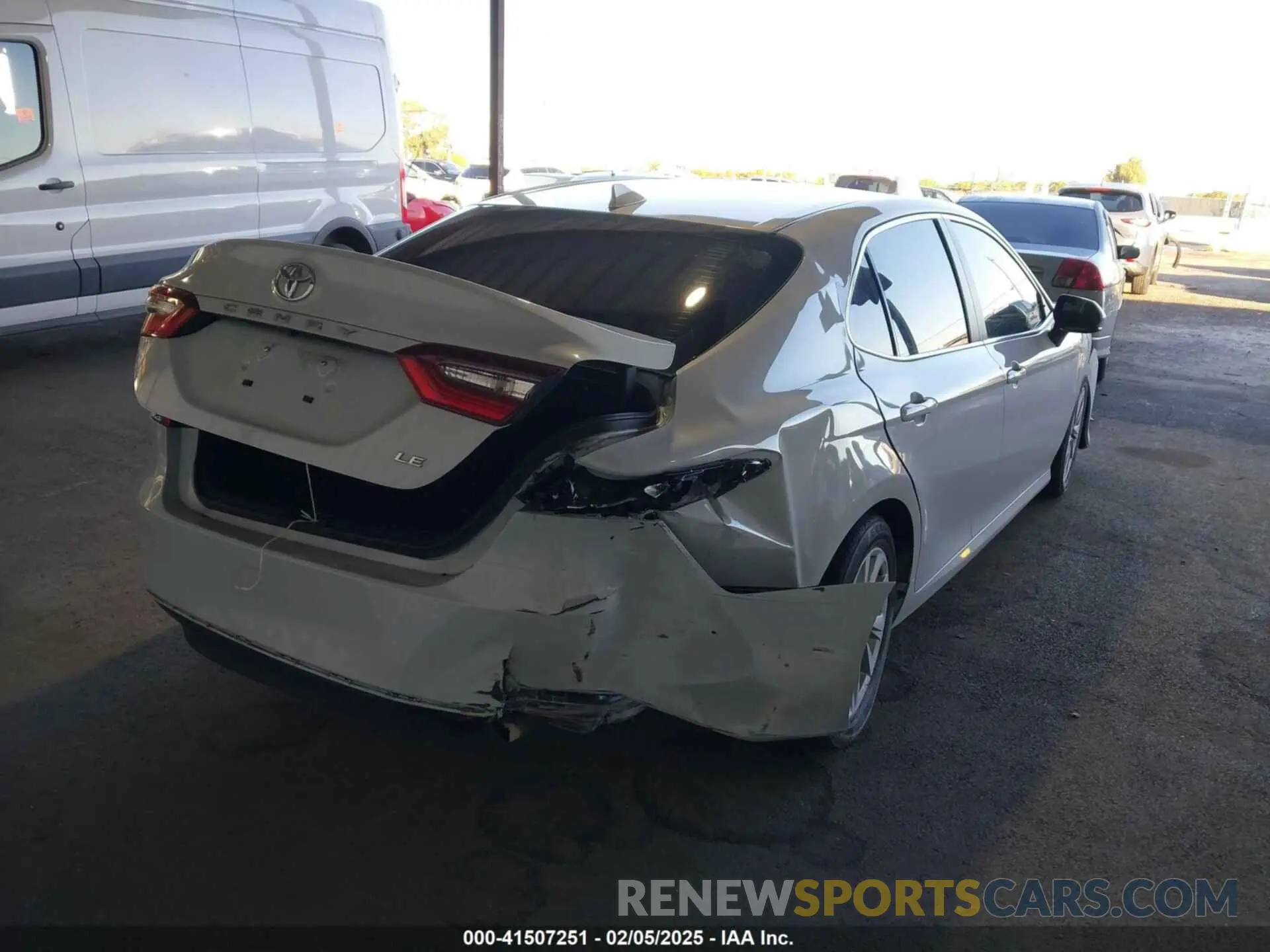 4 fotografías del automóvil dañado 4T1C11AK6NU039560 TOYOTA CAMRY 2022