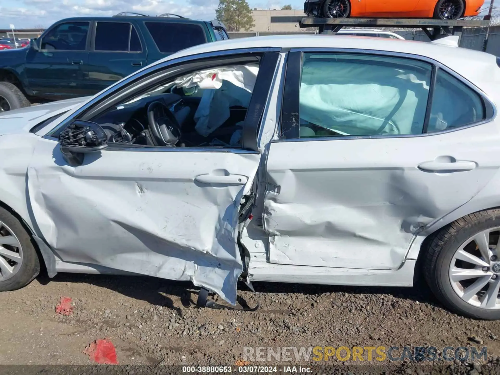 14 fotografías del automóvil dañado 4T1C11AK6NU051711 TOYOTA CAMRY 2022