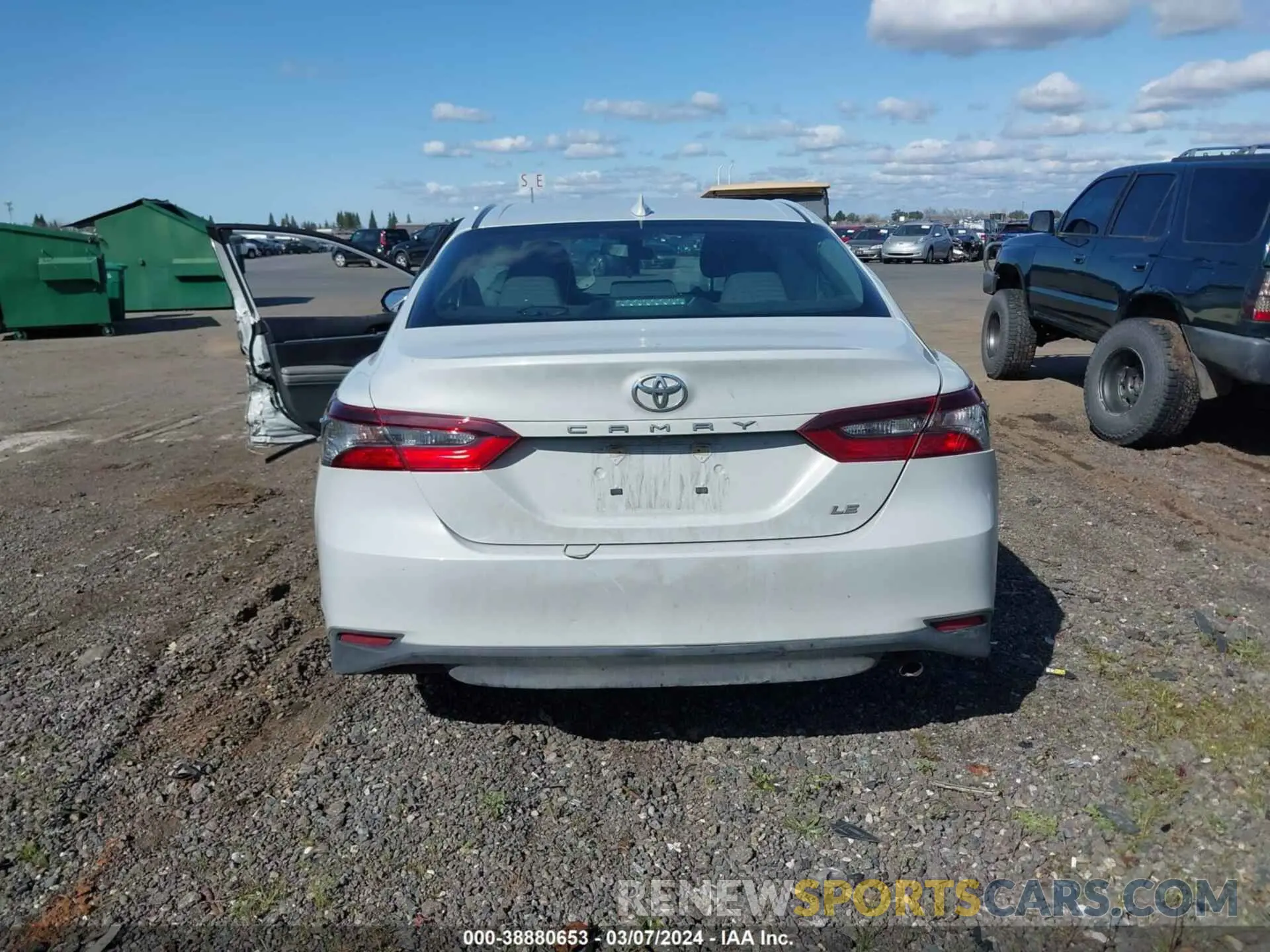 16 fotografías del automóvil dañado 4T1C11AK6NU051711 TOYOTA CAMRY 2022