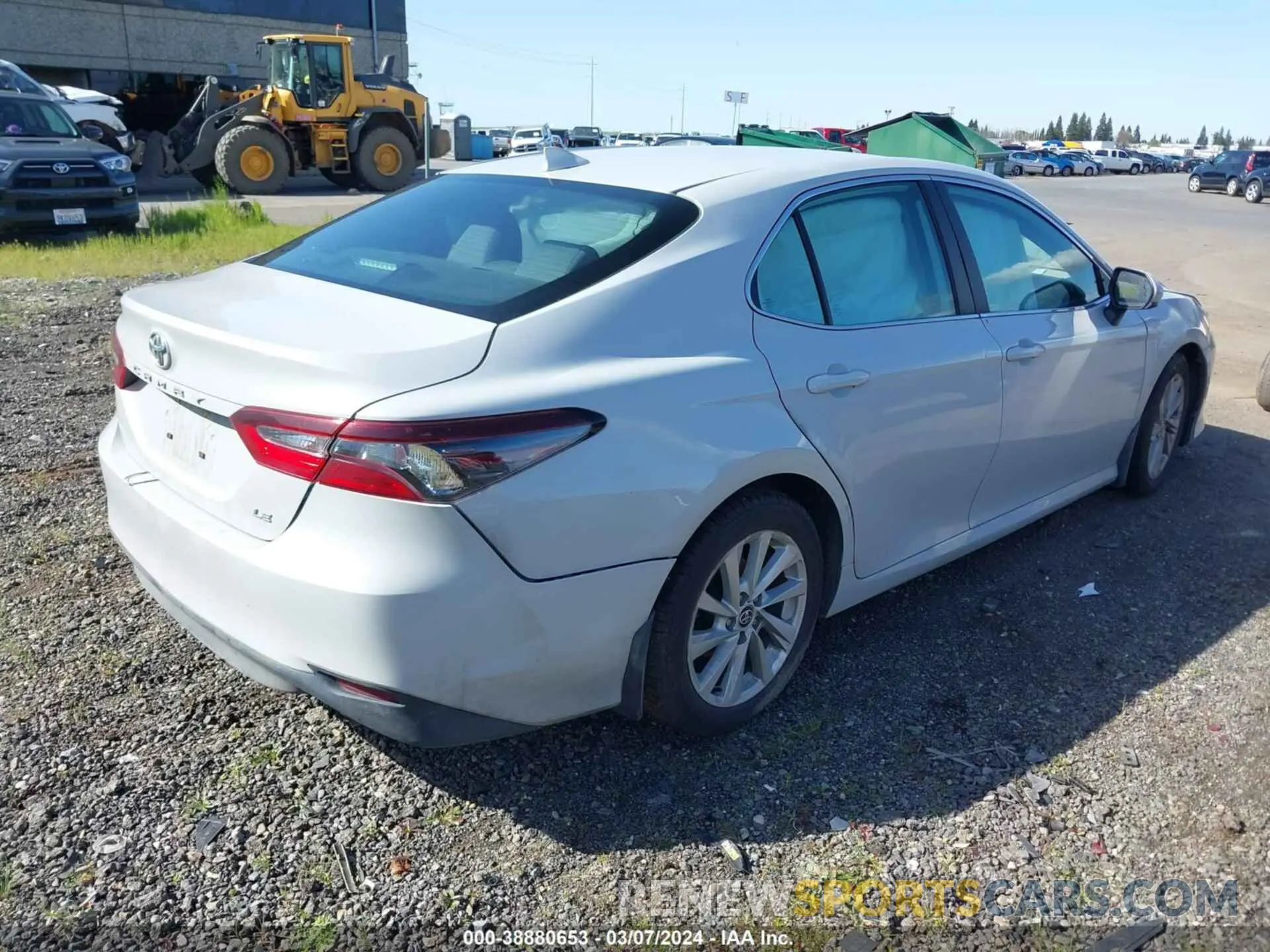 4 fotografías del automóvil dañado 4T1C11AK6NU051711 TOYOTA CAMRY 2022