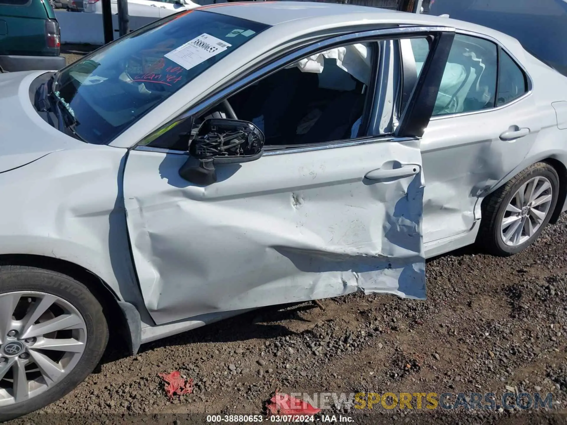 6 fotografías del automóvil dañado 4T1C11AK6NU051711 TOYOTA CAMRY 2022