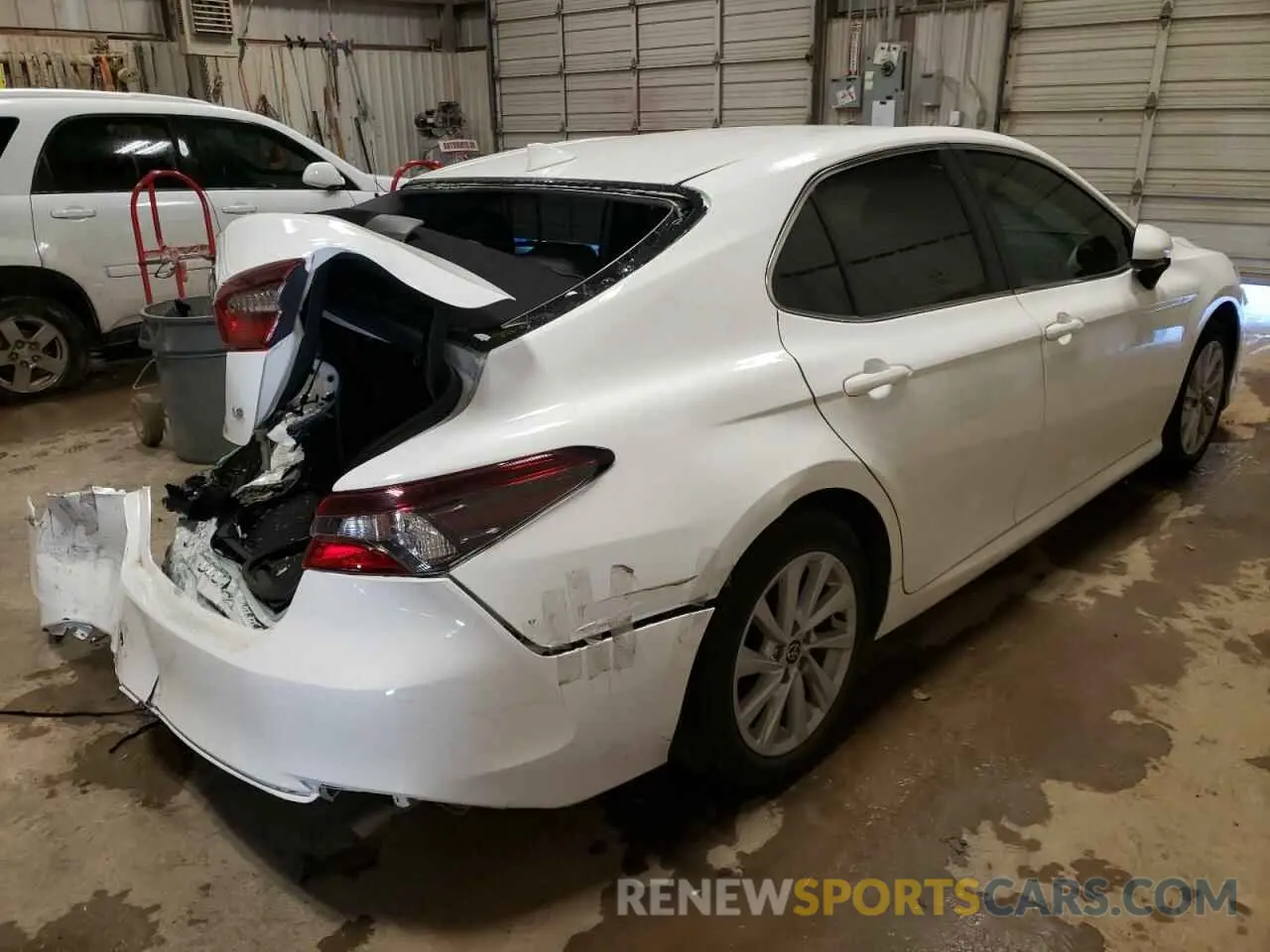 4 fotografías del automóvil dañado 4T1C11AK6NU650561 TOYOTA CAMRY 2022