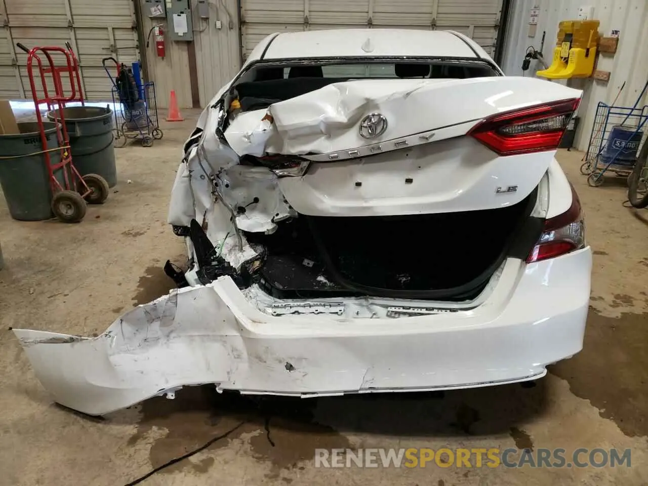 9 fotografías del automóvil dañado 4T1C11AK6NU650561 TOYOTA CAMRY 2022