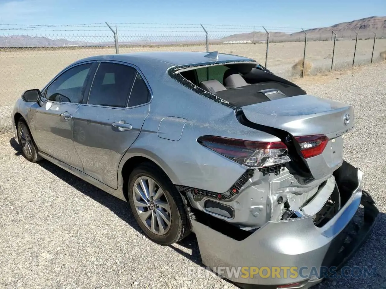 3 fotografías del automóvil dañado 4T1C11AK6NU683866 TOYOTA CAMRY 2022
