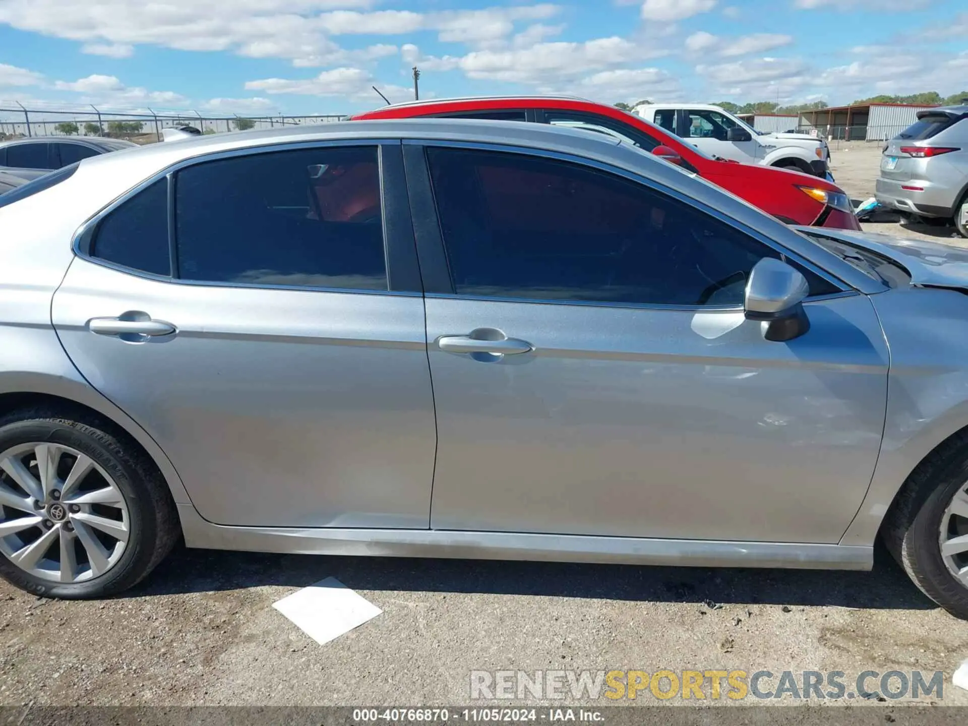 13 fotografías del automóvil dañado 4T1C11AK6NU696181 TOYOTA CAMRY 2022