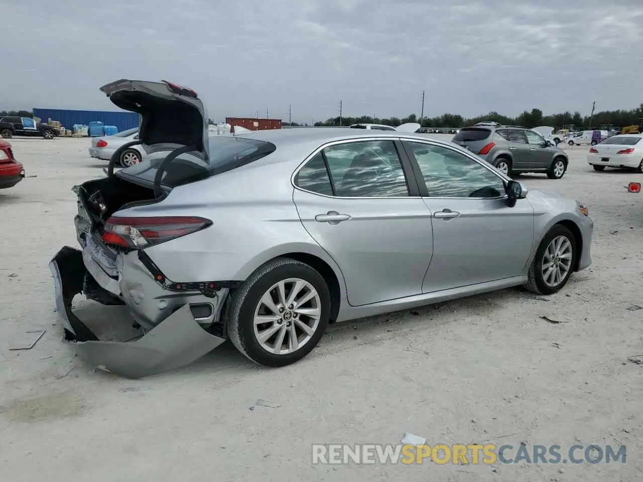3 fotografías del automóvil dañado 4T1C11AK6NU711486 TOYOTA CAMRY 2022