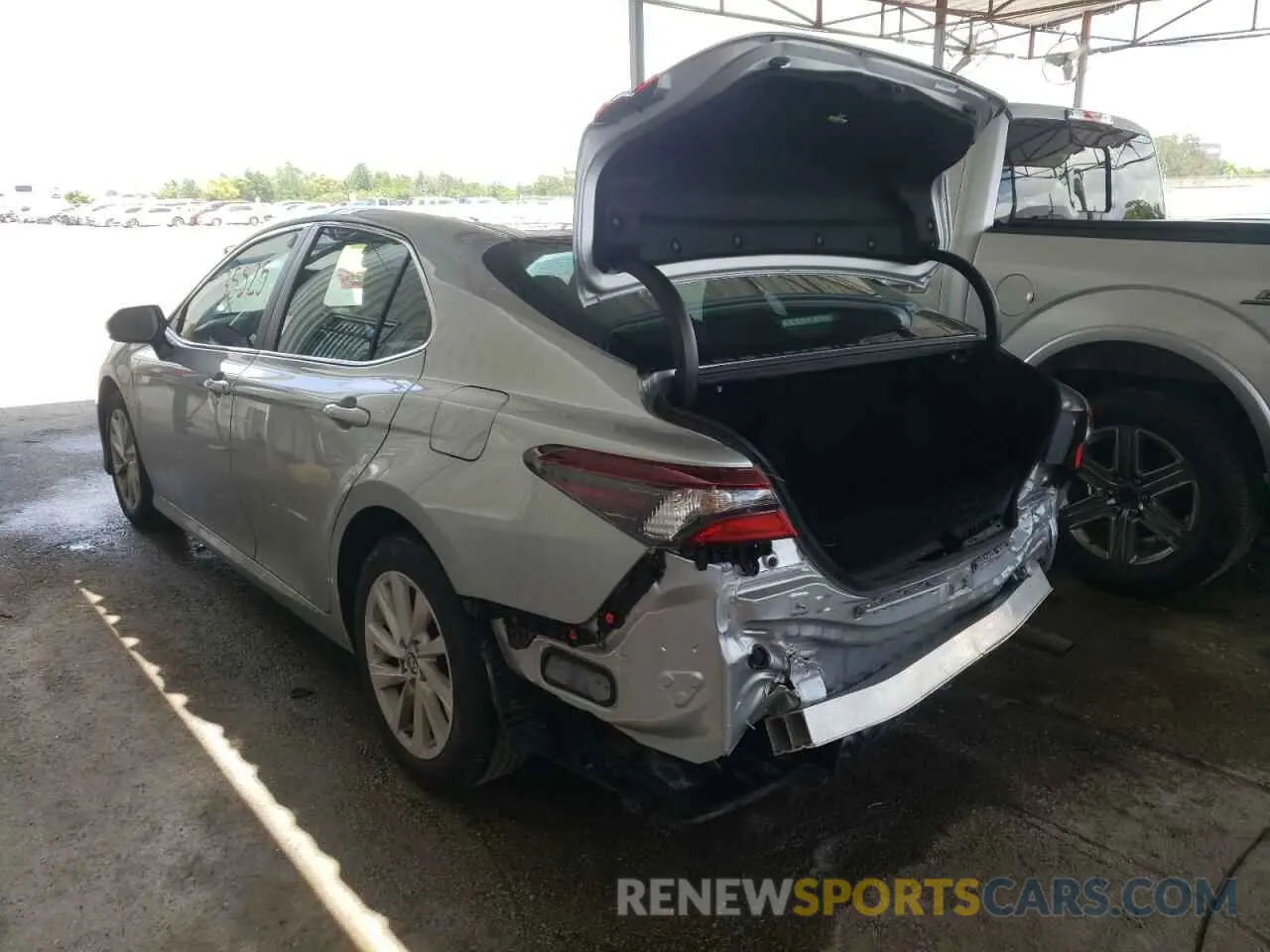 3 fotografías del automóvil dañado 4T1C11AK7NU003246 TOYOTA CAMRY 2022