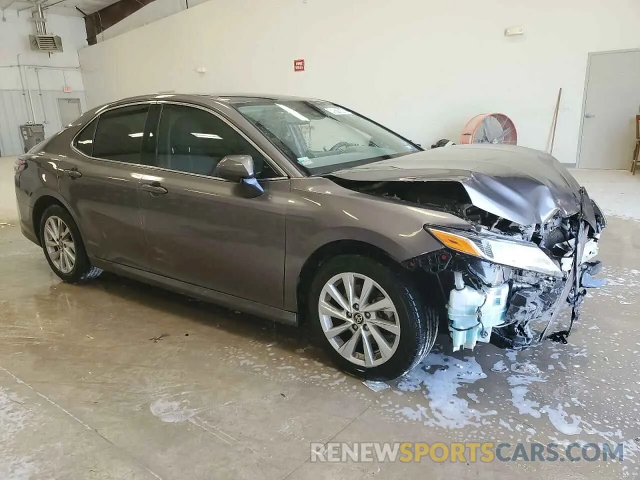 4 fotografías del automóvil dañado 4T1C11AK7NU055282 TOYOTA CAMRY 2022