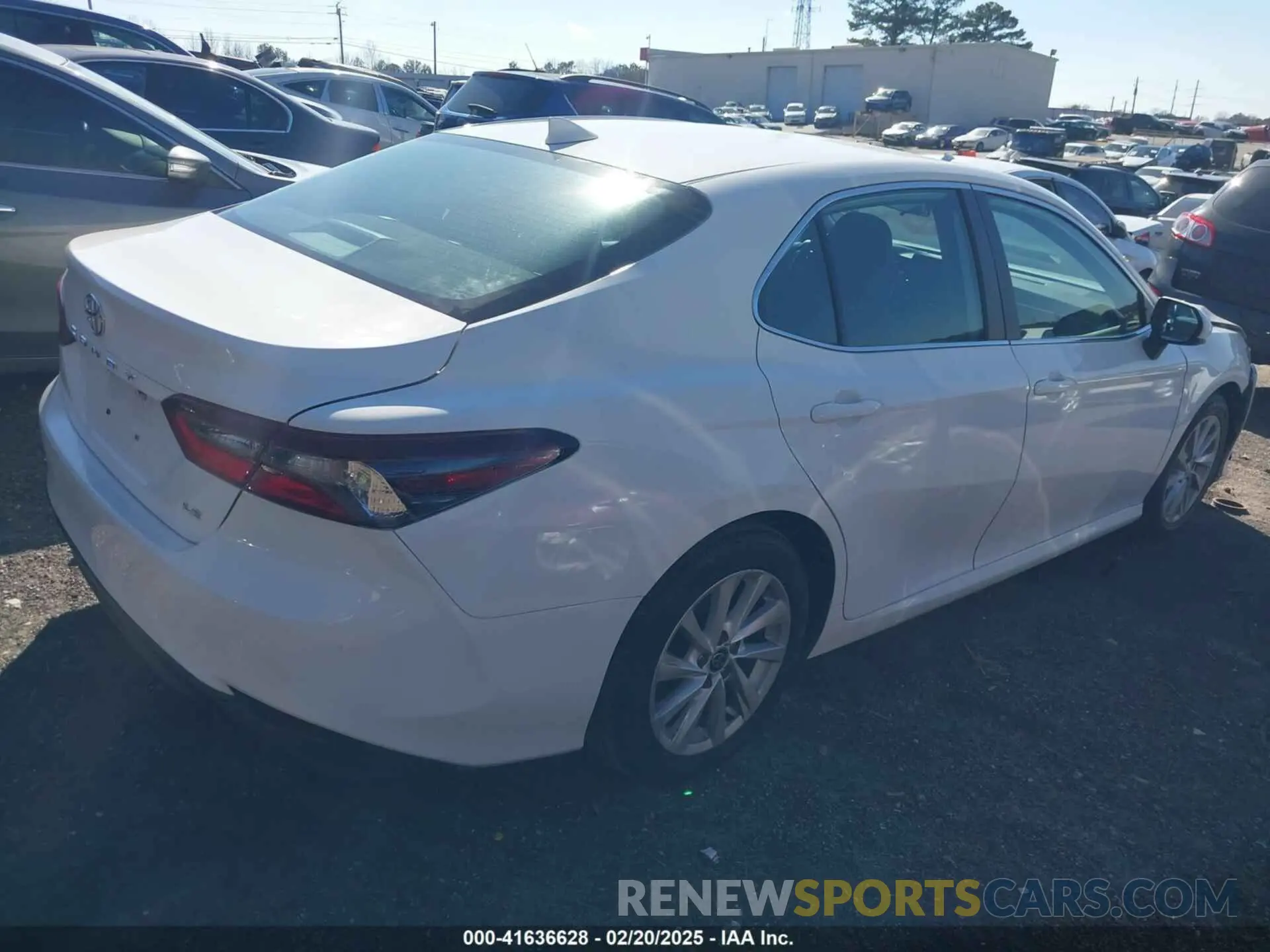4 fotografías del automóvil dañado 4T1C11AK7NU628391 TOYOTA CAMRY 2022