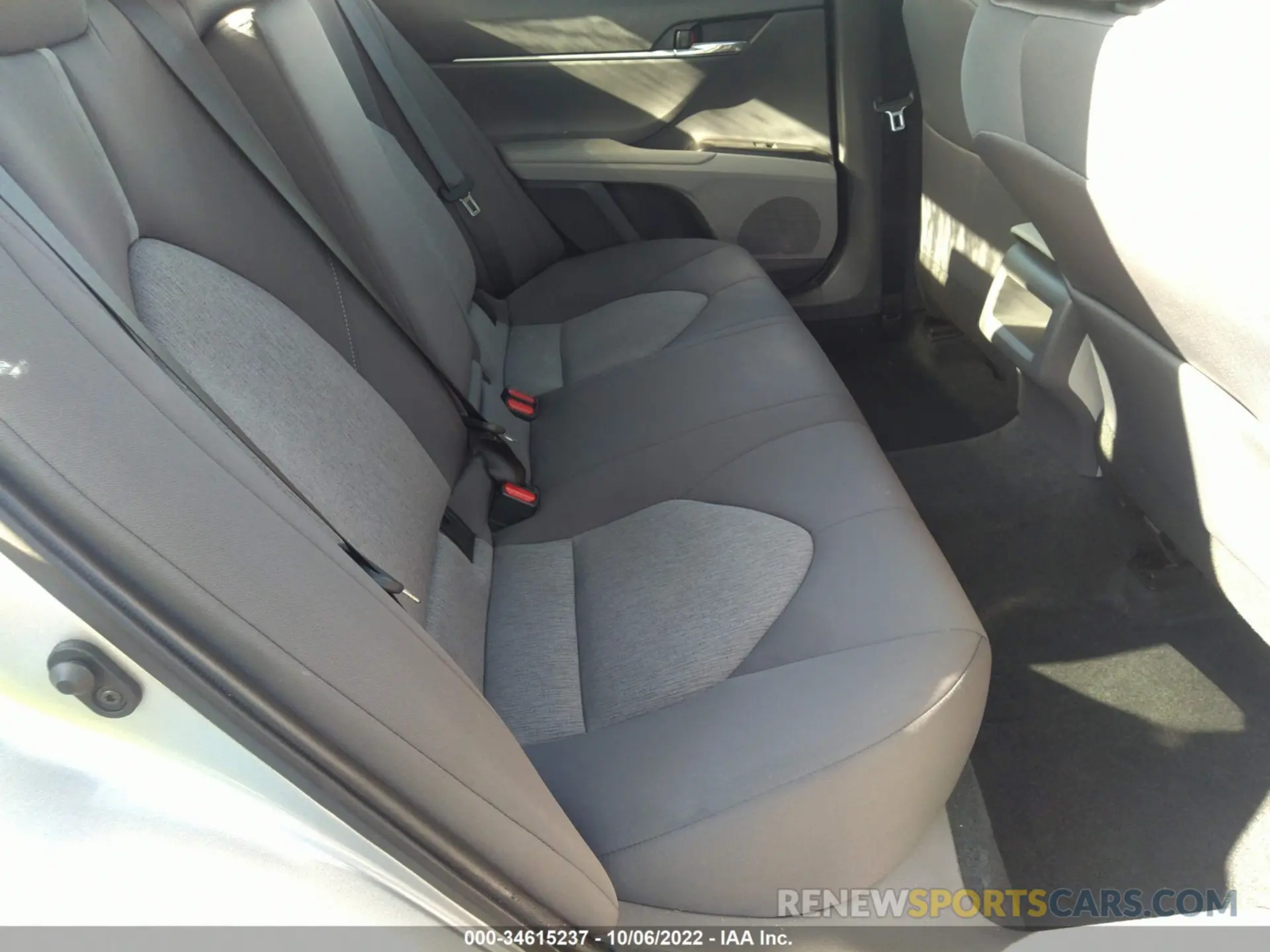 8 fotografías del automóvil dañado 4T1C11AK7NU628956 TOYOTA CAMRY 2022