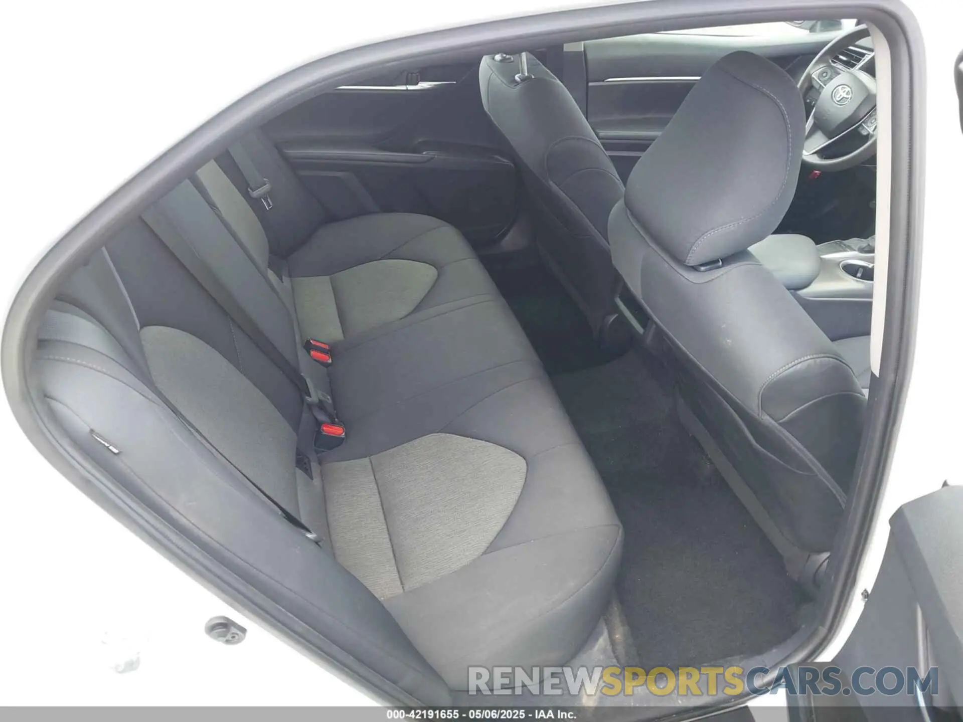 8 fotografías del automóvil dañado 4T1C11AK7NU637057 TOYOTA CAMRY 2022