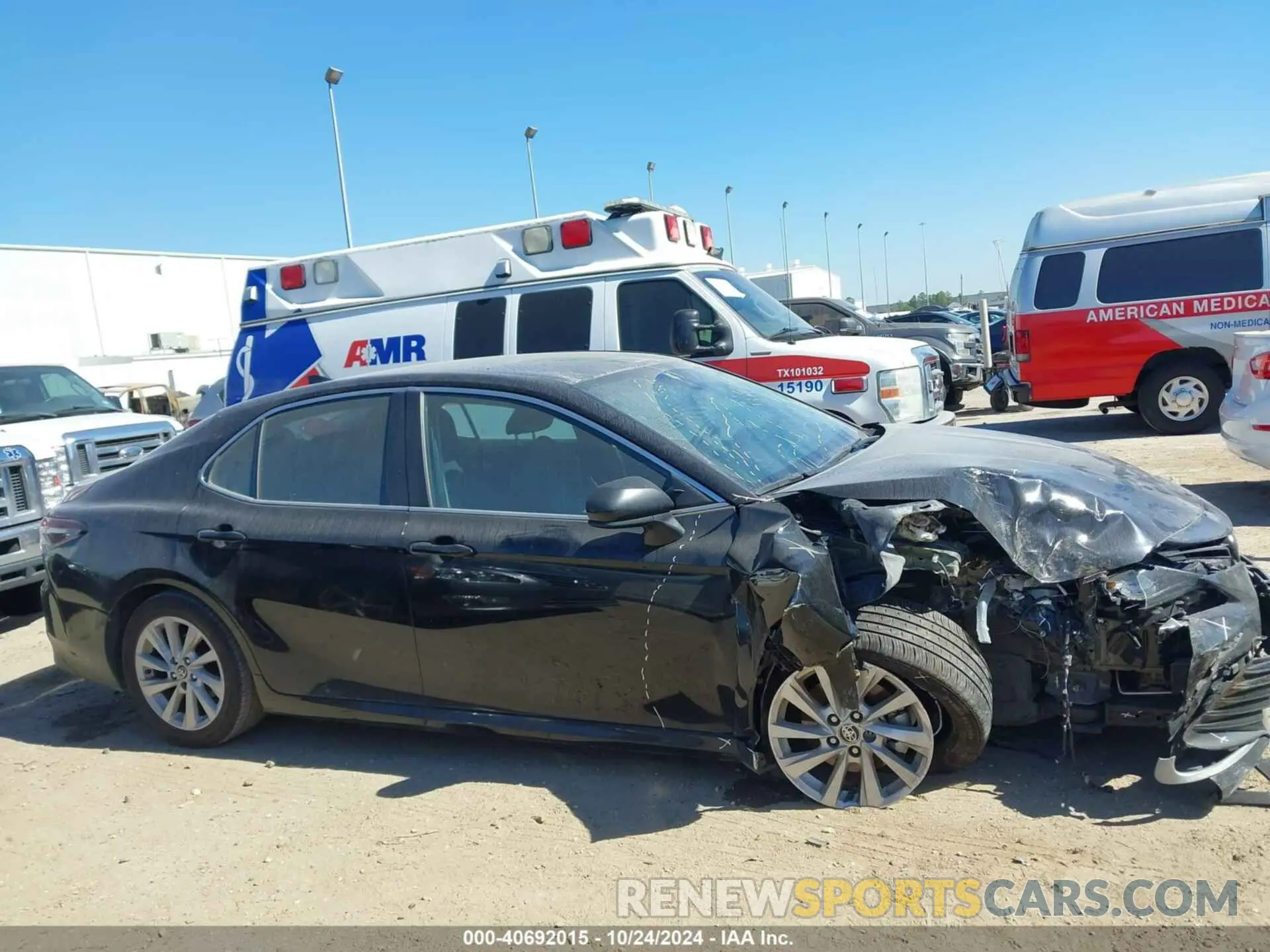 14 fotografías del automóvil dañado 4T1C11AK7NU663660 TOYOTA CAMRY 2022