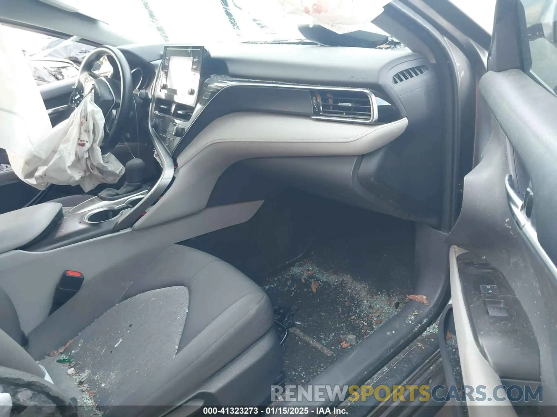 5 fotografías del automóvil dañado 4T1C11AK7NU679728 TOYOTA CAMRY 2022