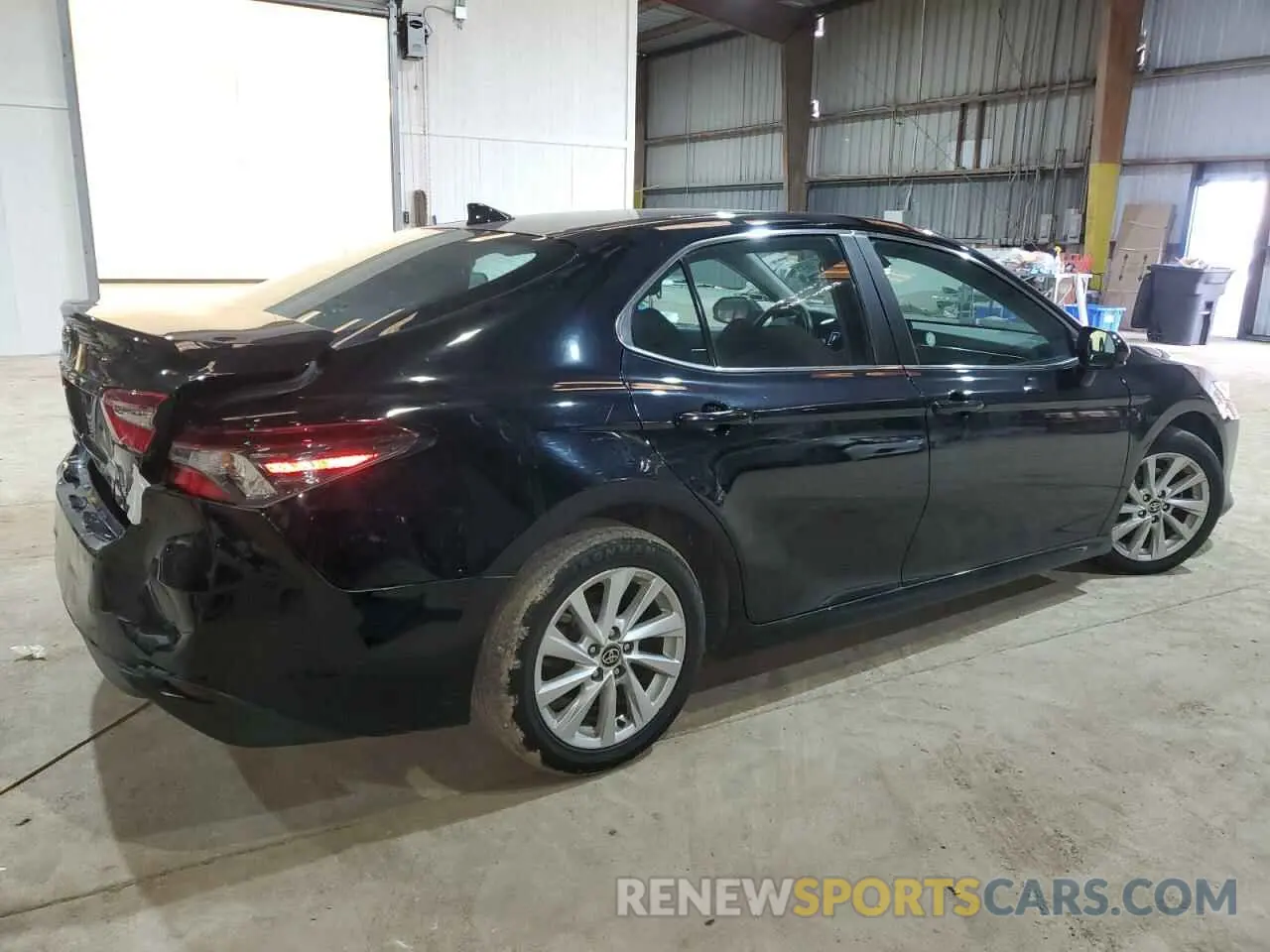 3 fotografías del automóvil dañado 4T1C11AK7NU710346 TOYOTA CAMRY 2022