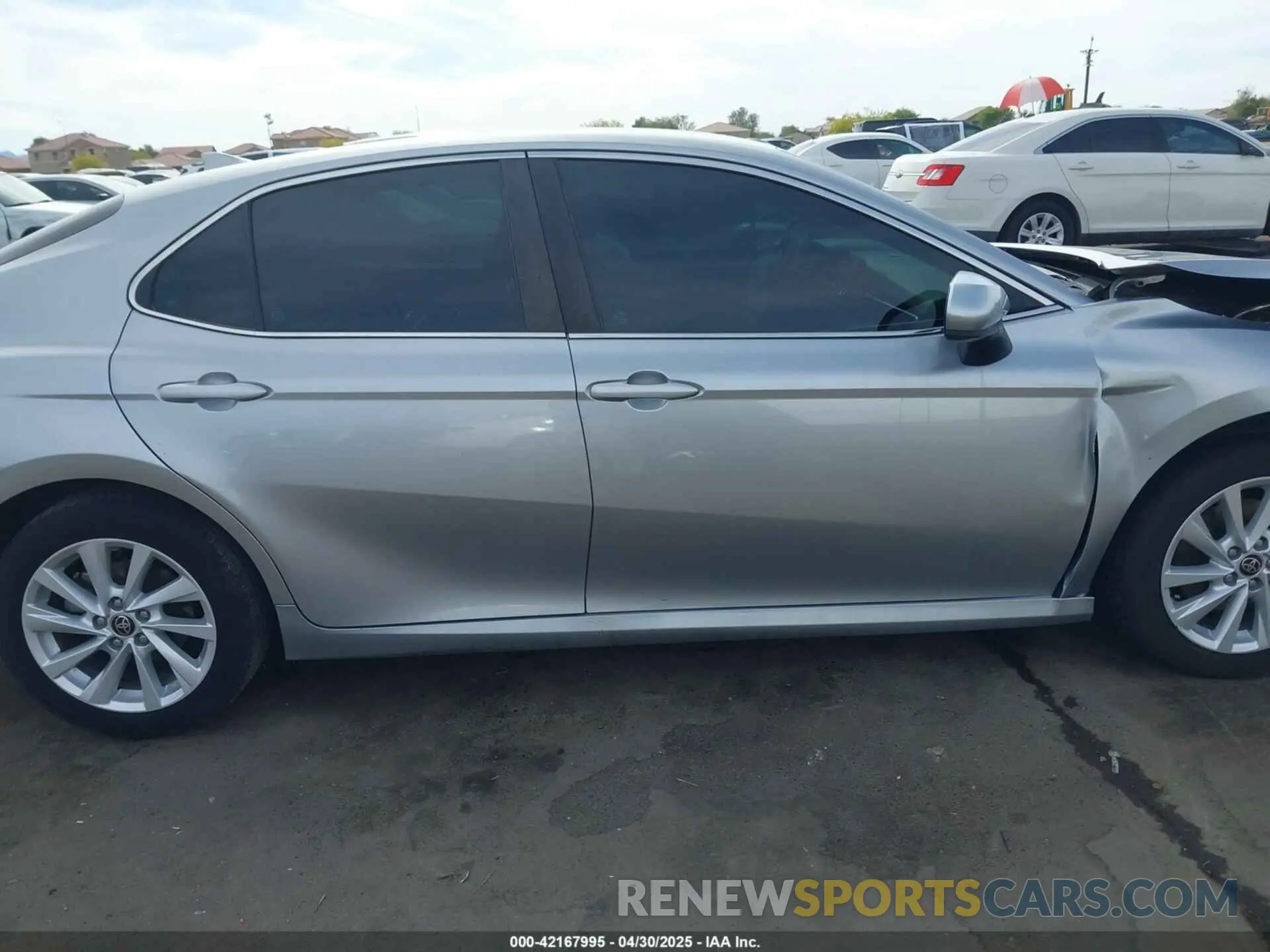 13 fotografías del automóvil dañado 4T1C11AK8NU649637 TOYOTA CAMRY 2022
