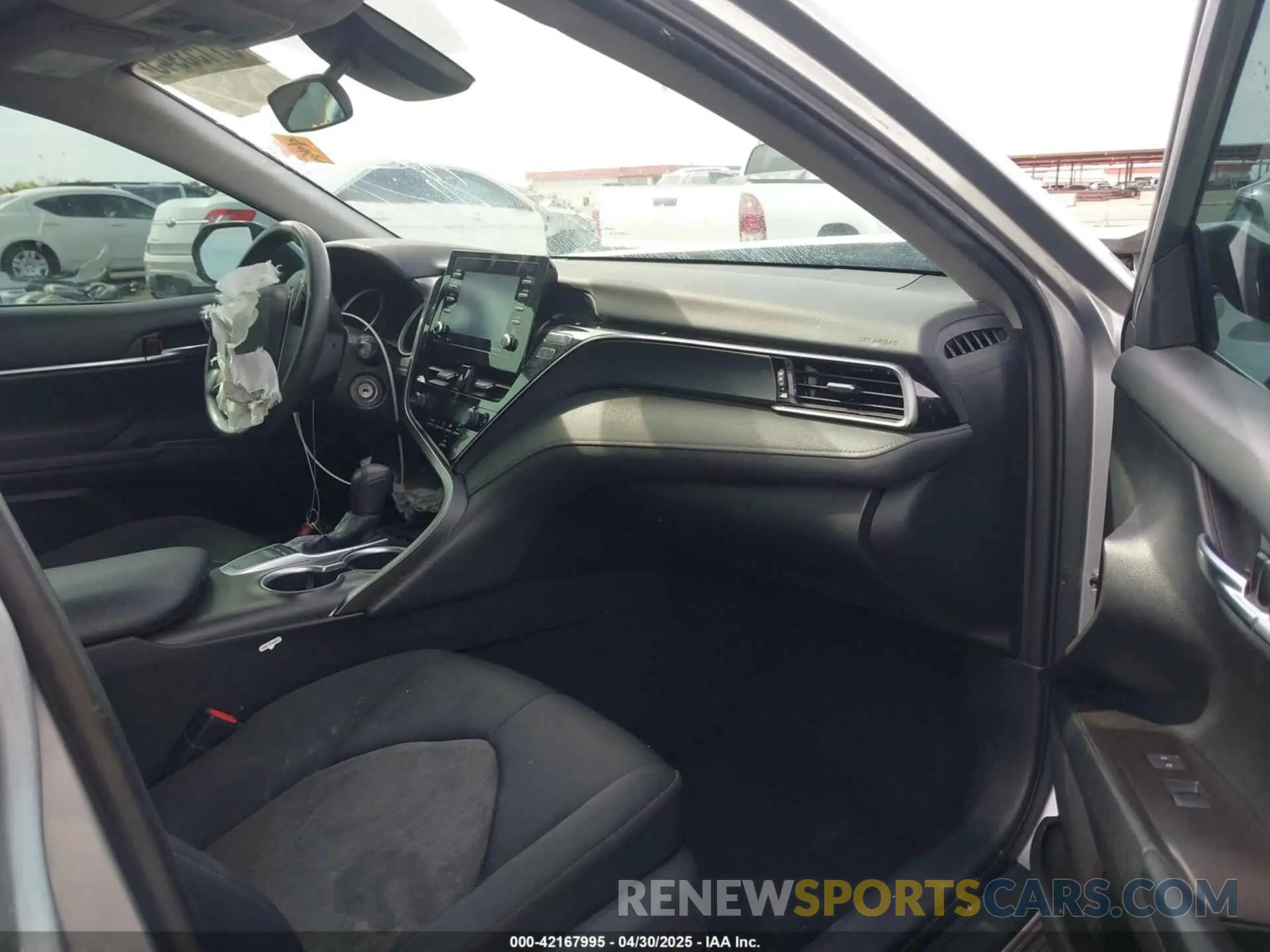 5 fotografías del automóvil dañado 4T1C11AK8NU649637 TOYOTA CAMRY 2022