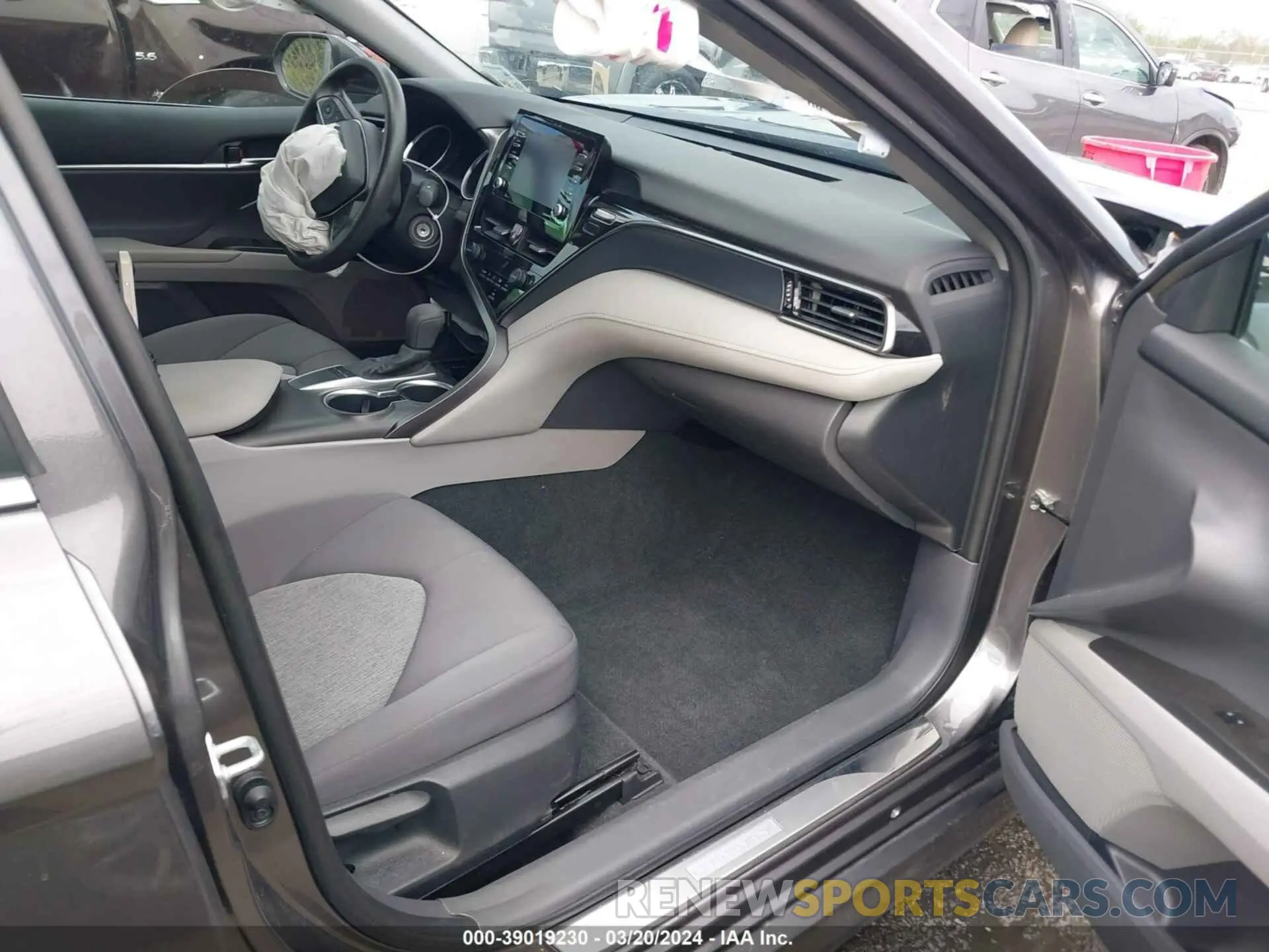 5 fotografías del automóvil dañado 4T1C11AK8NU688874 TOYOTA CAMRY 2022