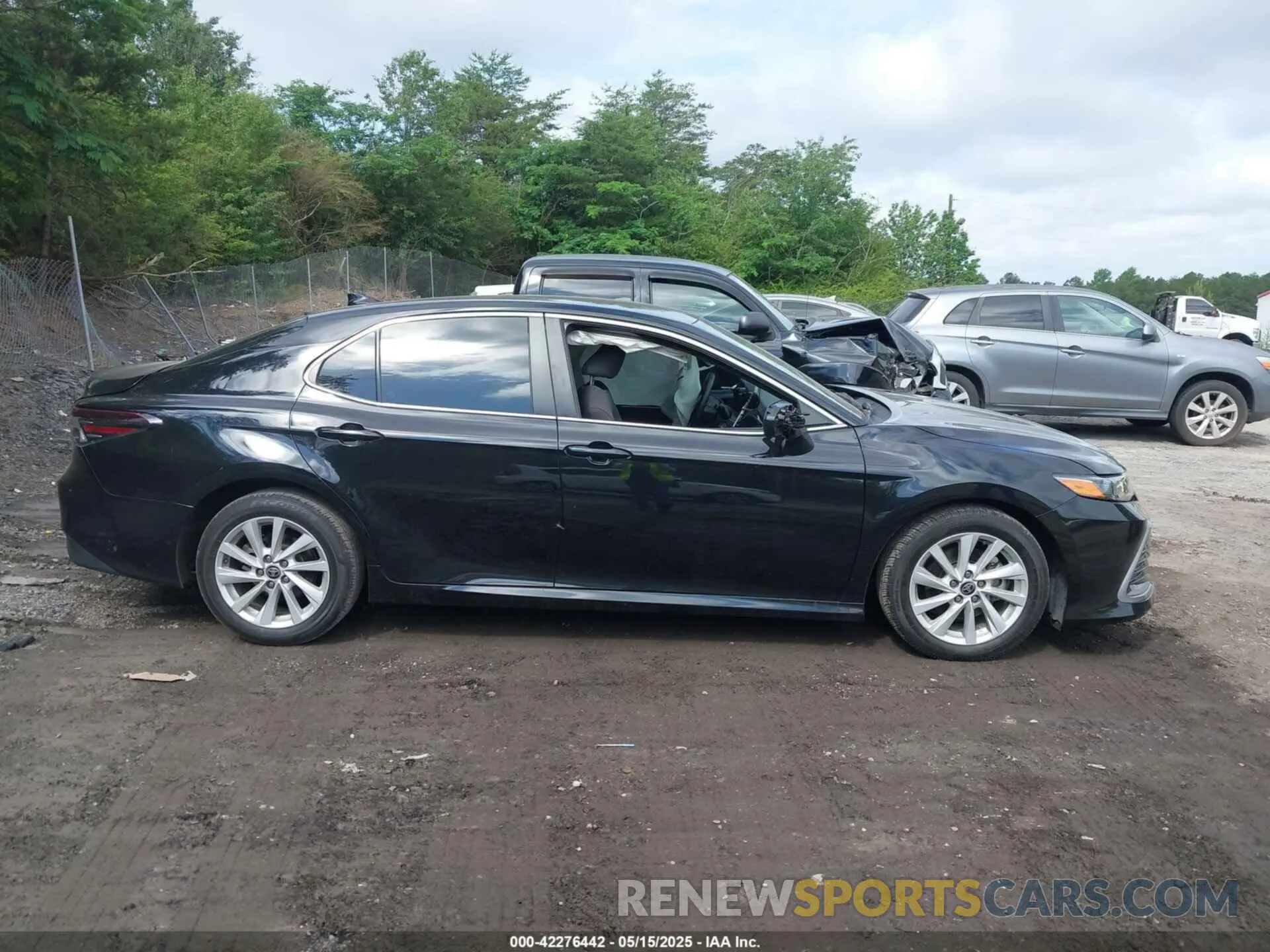 14 fotografías del automóvil dañado 4T1C11AK8NU716222 TOYOTA CAMRY 2022