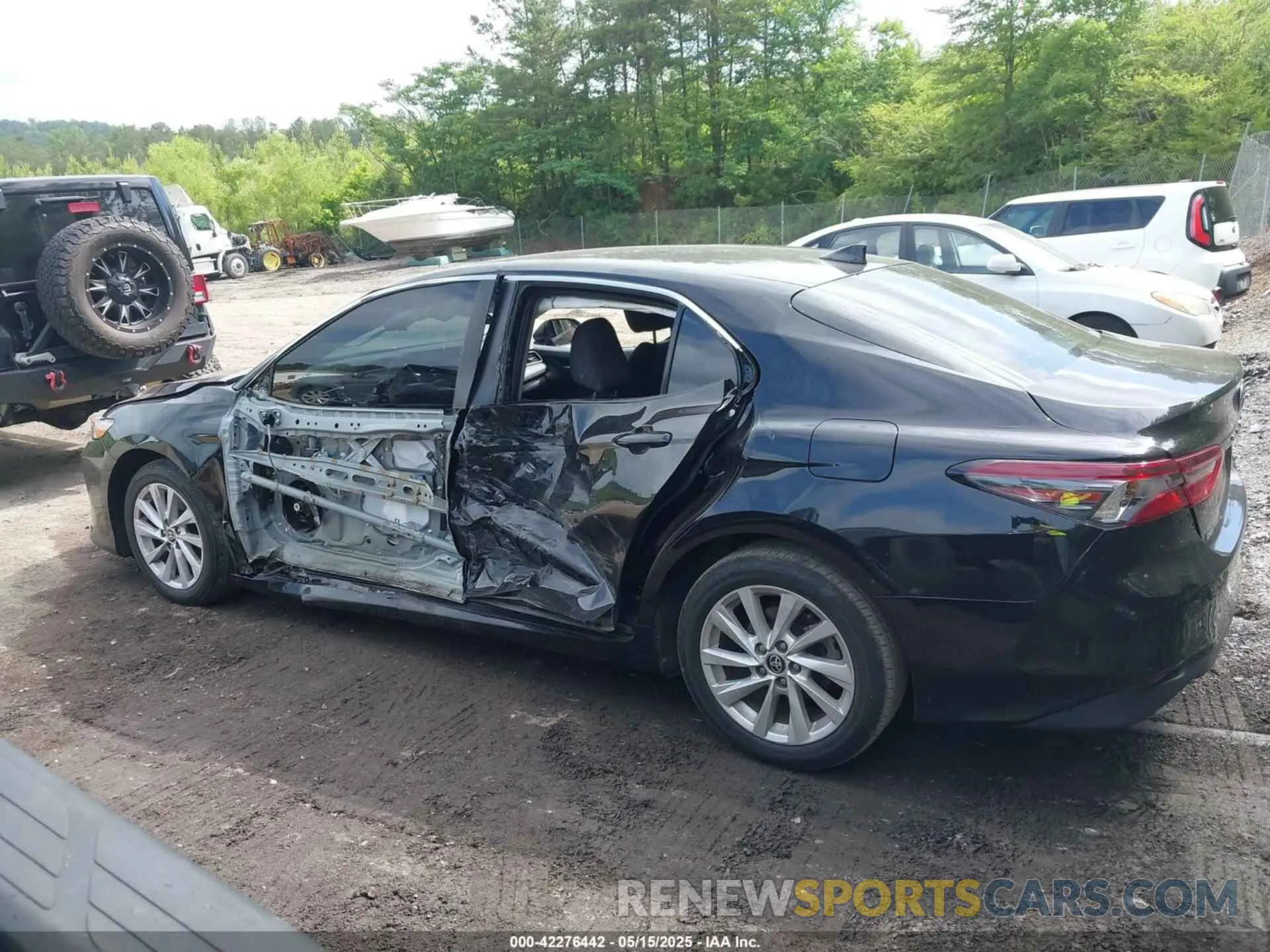 15 fotografías del automóvil dañado 4T1C11AK8NU716222 TOYOTA CAMRY 2022