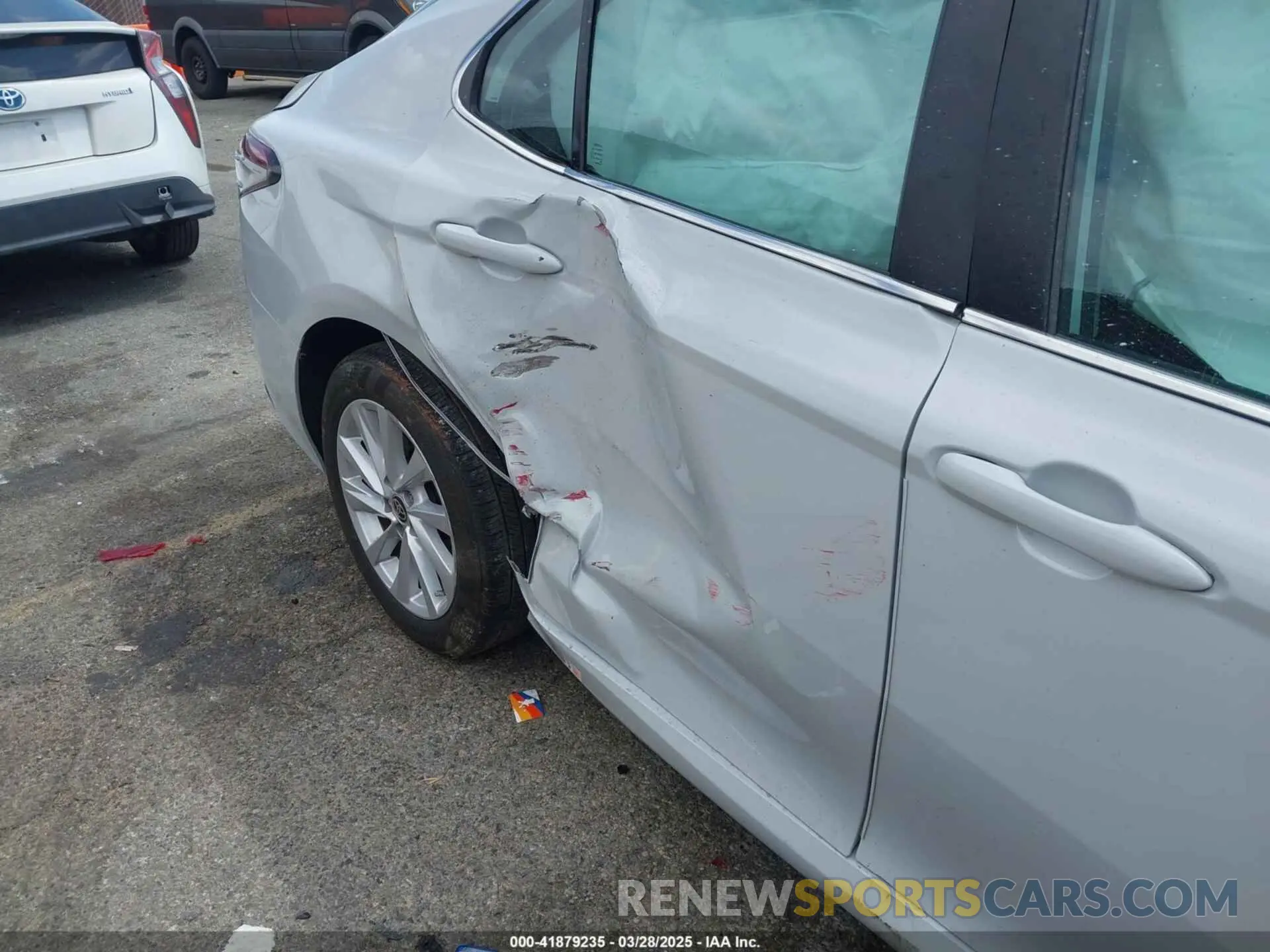 17 fotografías del automóvil dañado 4T1C11AK9NU017908 TOYOTA CAMRY 2022