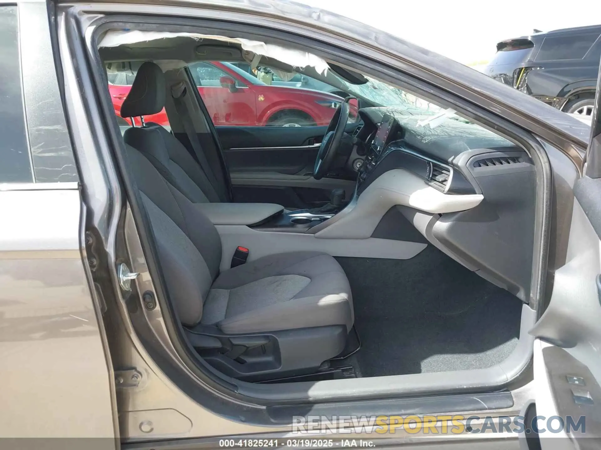 5 fotografías del automóvil dañado 4T1C11AK9NU046857 TOYOTA CAMRY 2022