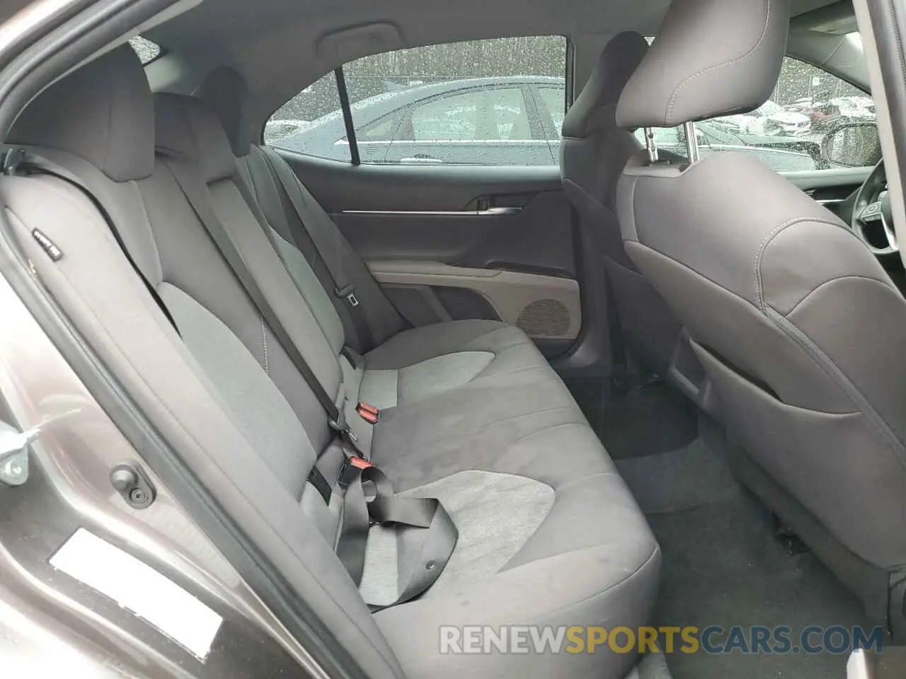 10 fotografías del automóvil dañado 4T1C11AK9NU658069 TOYOTA CAMRY 2022