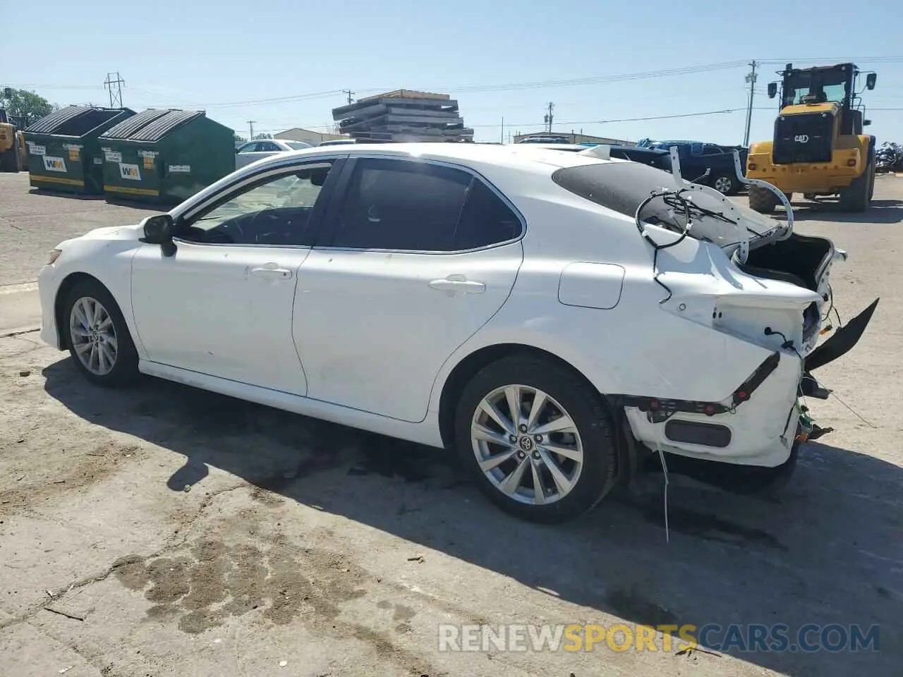 2 fotografías del automóvil dañado 4T1C11AK9NU691038 TOYOTA CAMRY 2022
