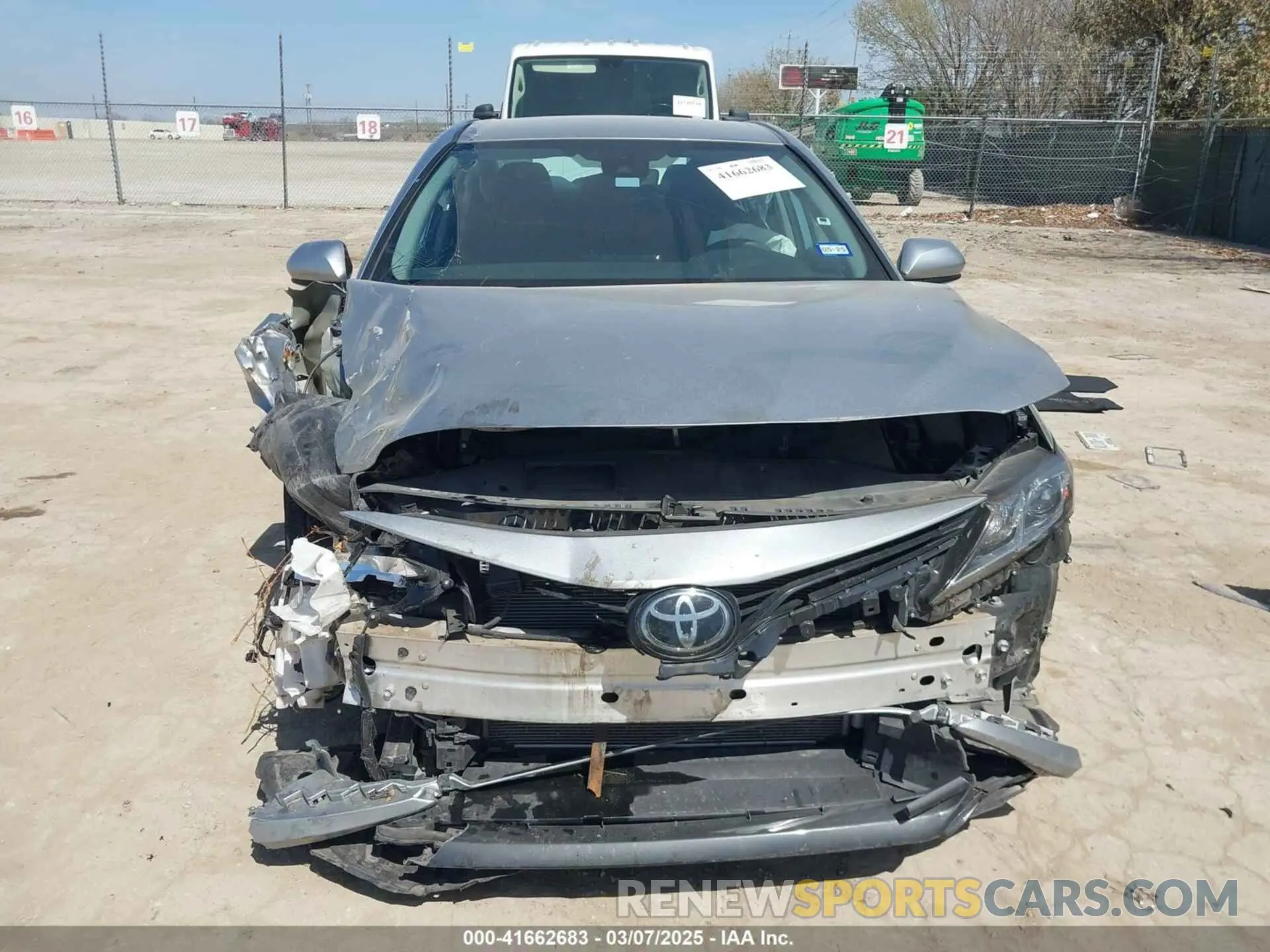 12 fotografías del automóvil dañado 4T1C11AK9NU695736 TOYOTA CAMRY 2022
