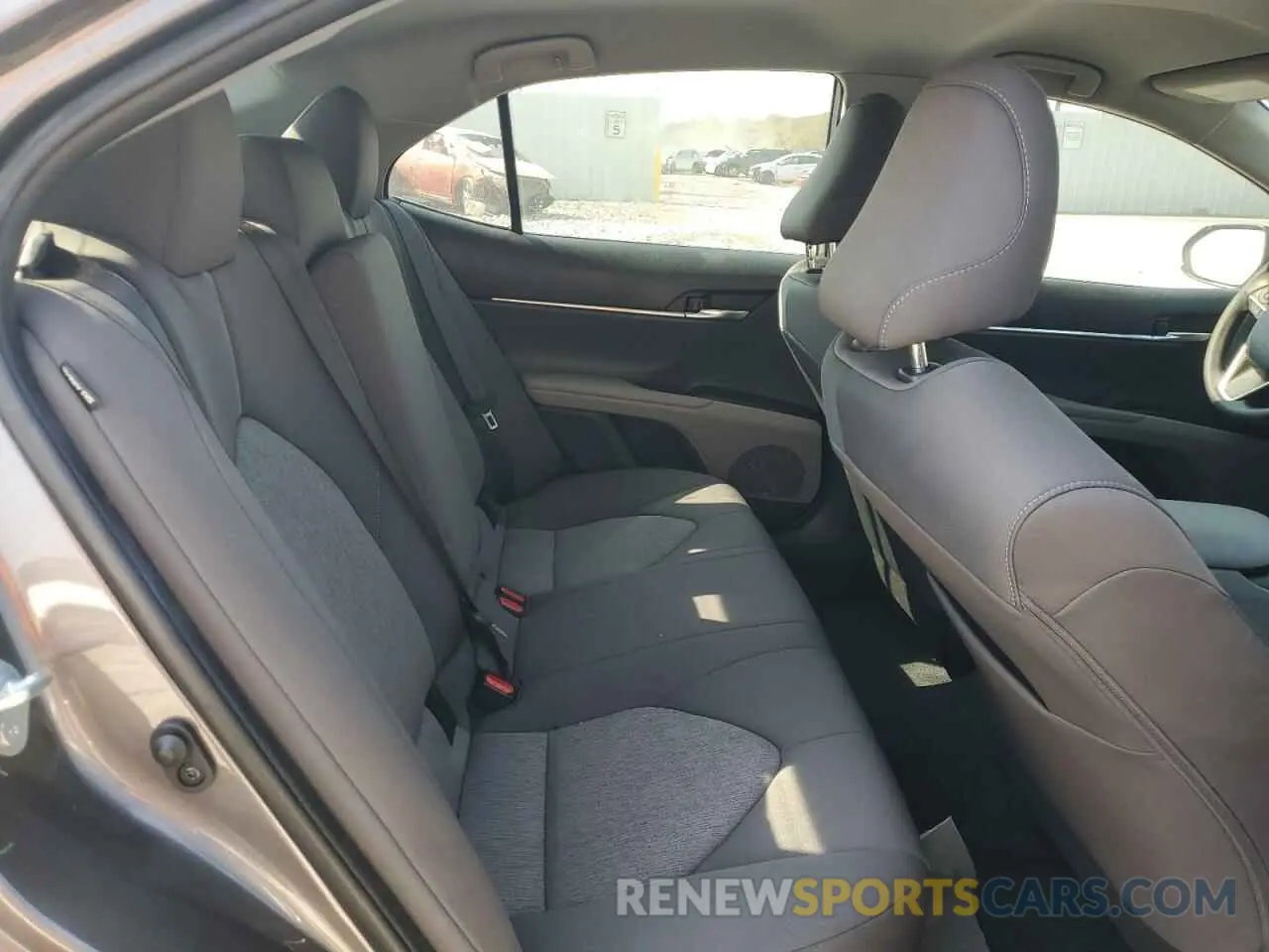 10 fotografías del automóvil dañado 4T1C11AK9NU717024 TOYOTA CAMRY 2022