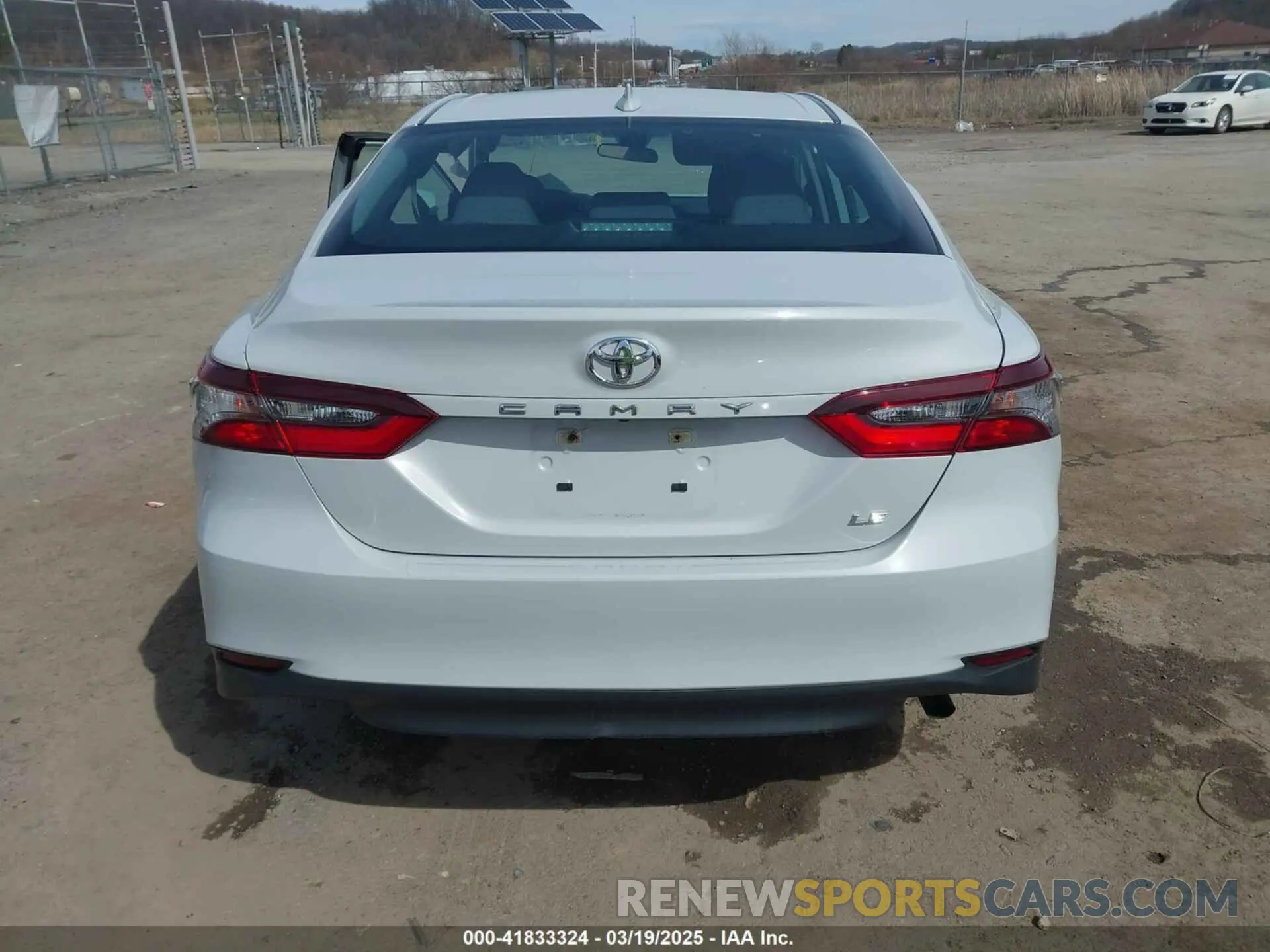 16 fotografías del automóvil dañado 4T1C11AKXNU023717 TOYOTA CAMRY 2022