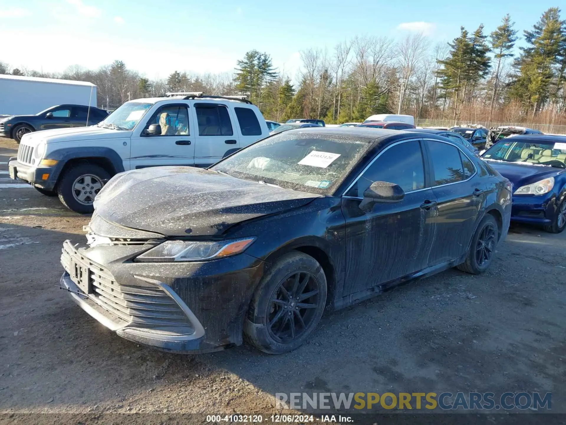 2 fotografías del automóvil dañado 4T1C11AKXNU048228 TOYOTA CAMRY 2022