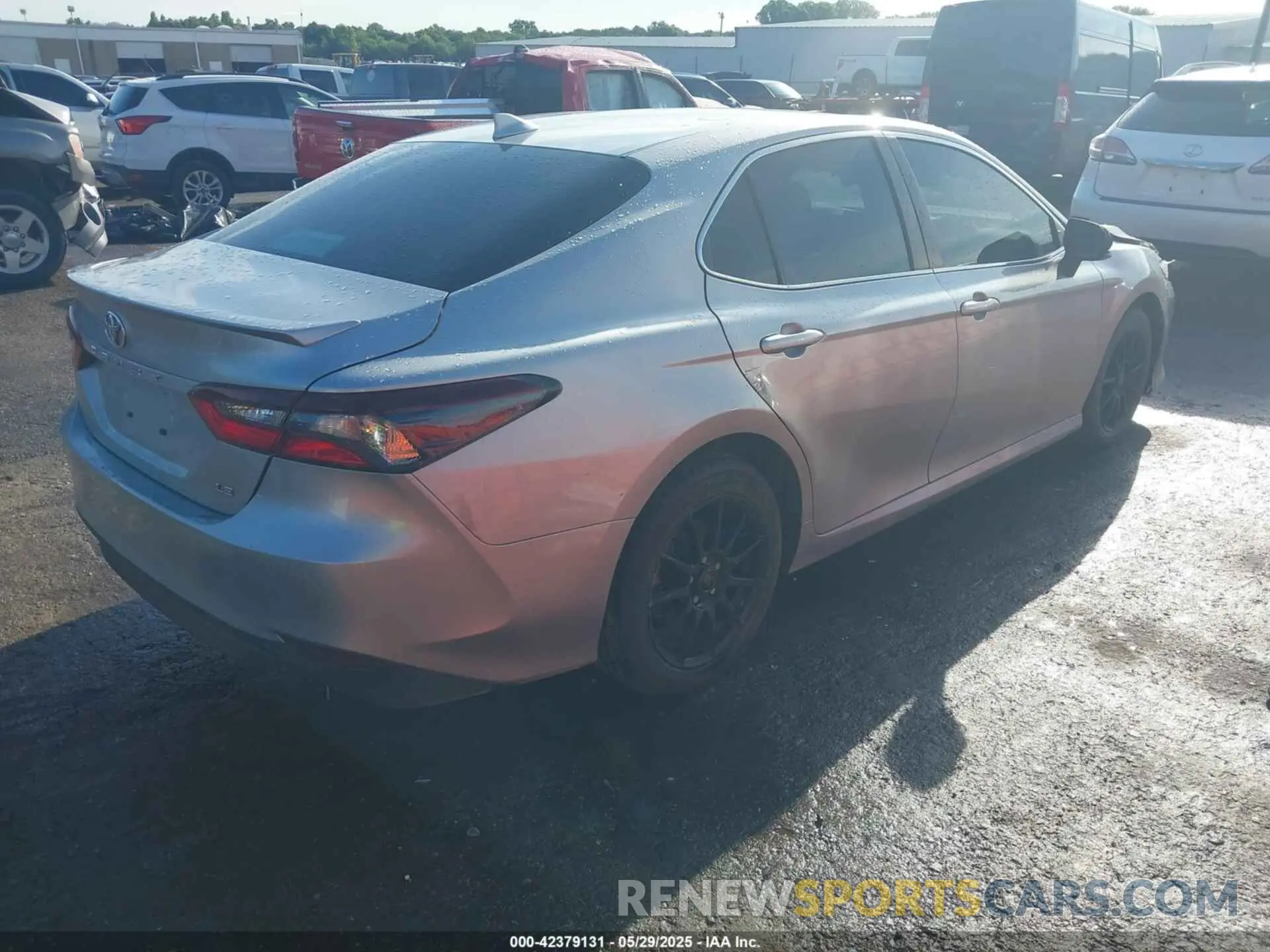 4 fotografías del automóvil dañado 4T1C11AKXNU055437 TOYOTA CAMRY 2022