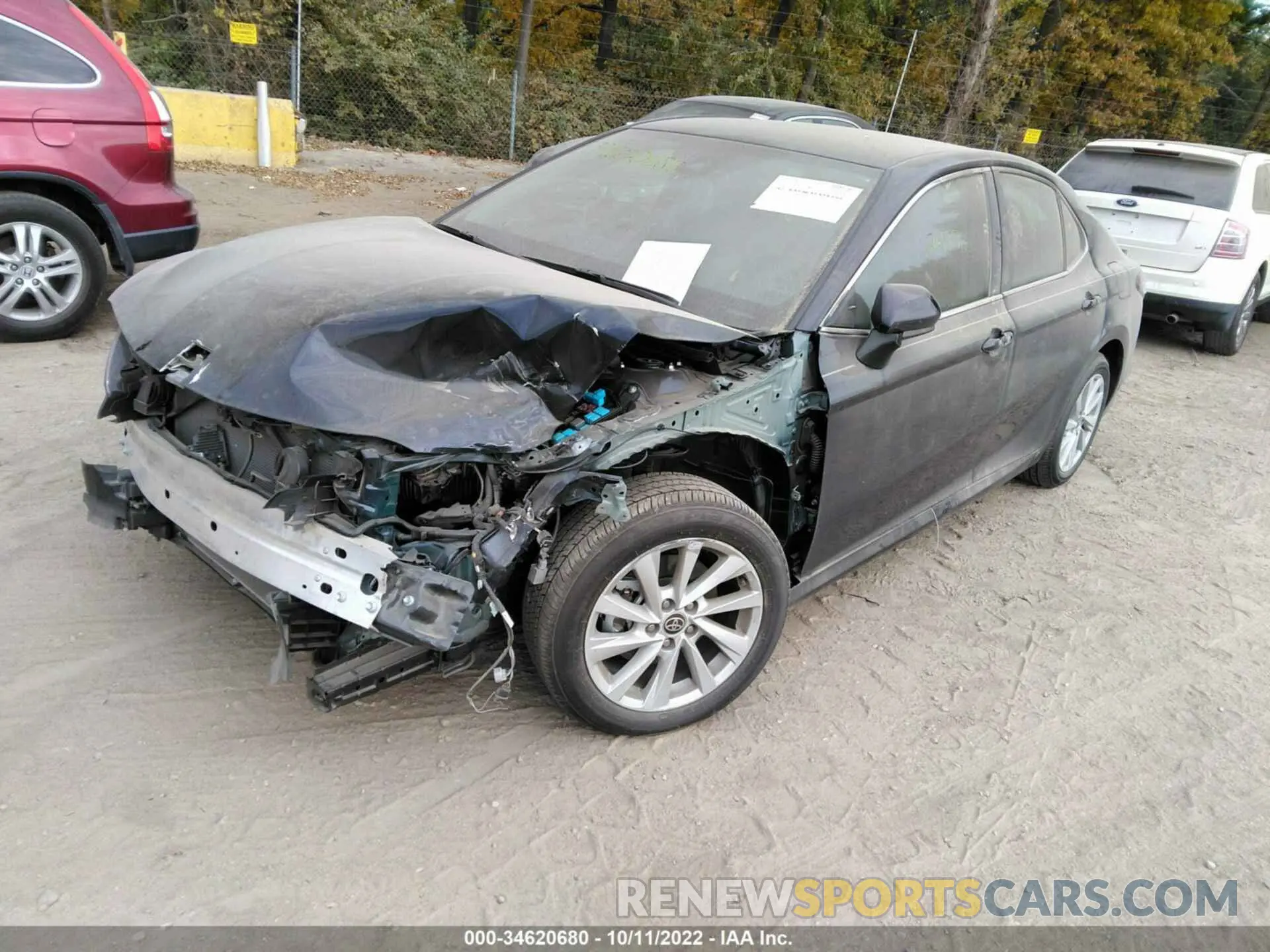 2 fotografías del automóvil dañado 4T1C11AKXNU075428 TOYOTA CAMRY 2022