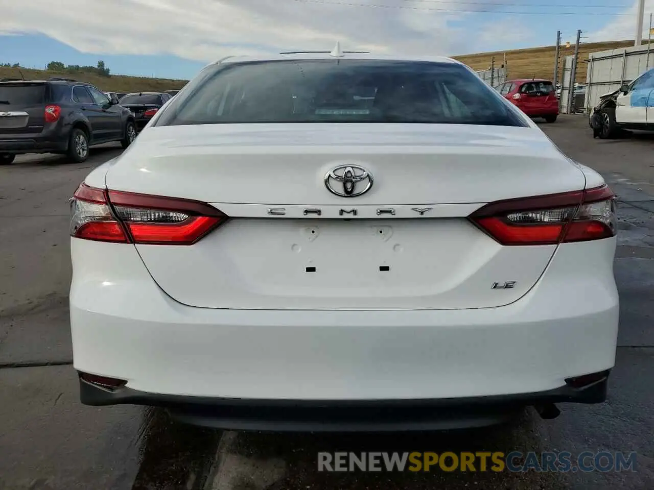 6 fotografías del automóvil dañado 4T1C11AKXNU628384 TOYOTA CAMRY 2022