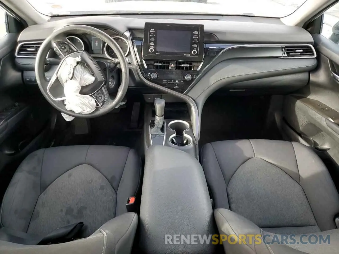 8 fotografías del automóvil dañado 4T1C11AKXNU628384 TOYOTA CAMRY 2022