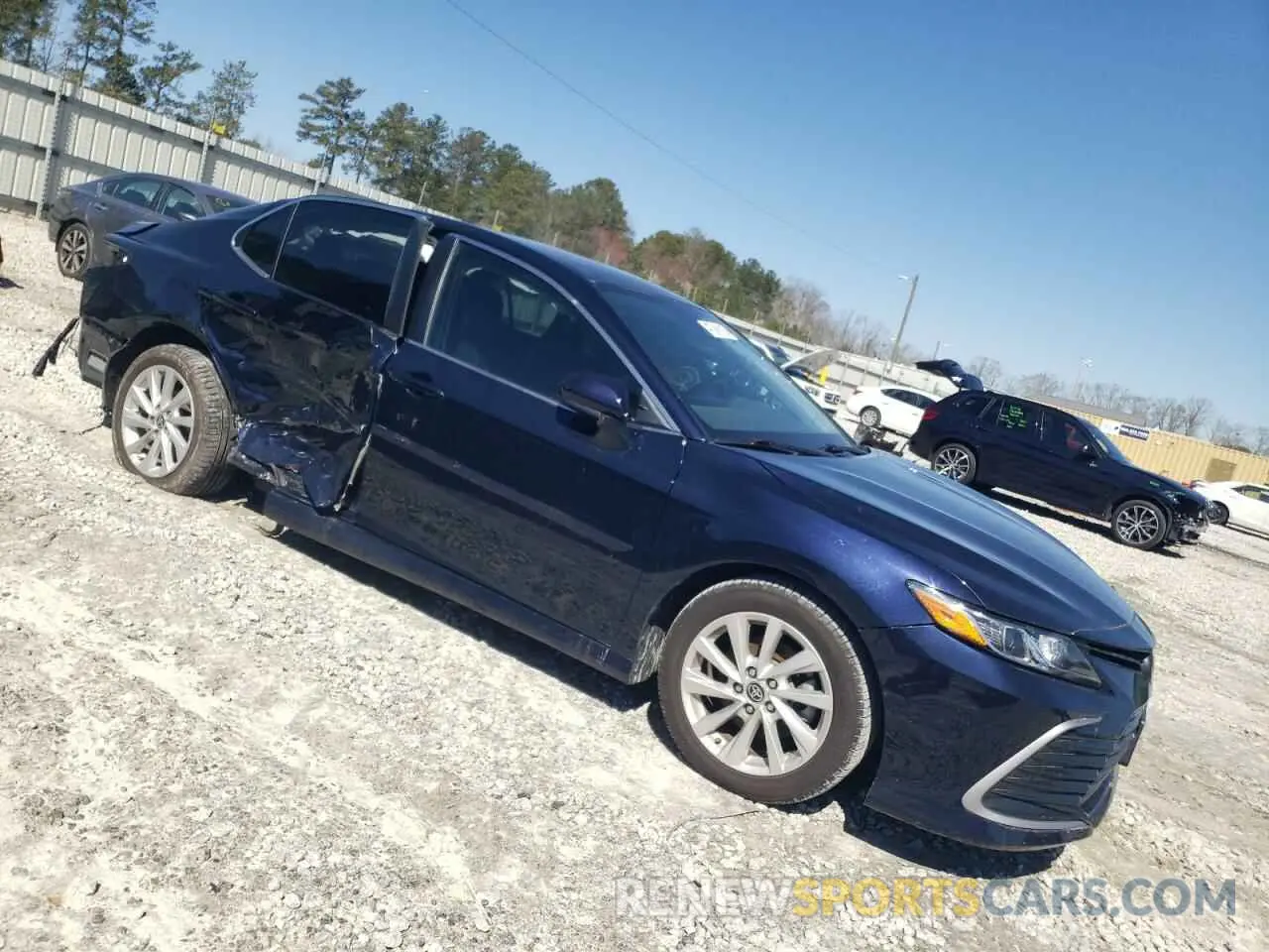 4 fotografías del automóvil dañado 4T1C11AKXNU630006 TOYOTA CAMRY 2022